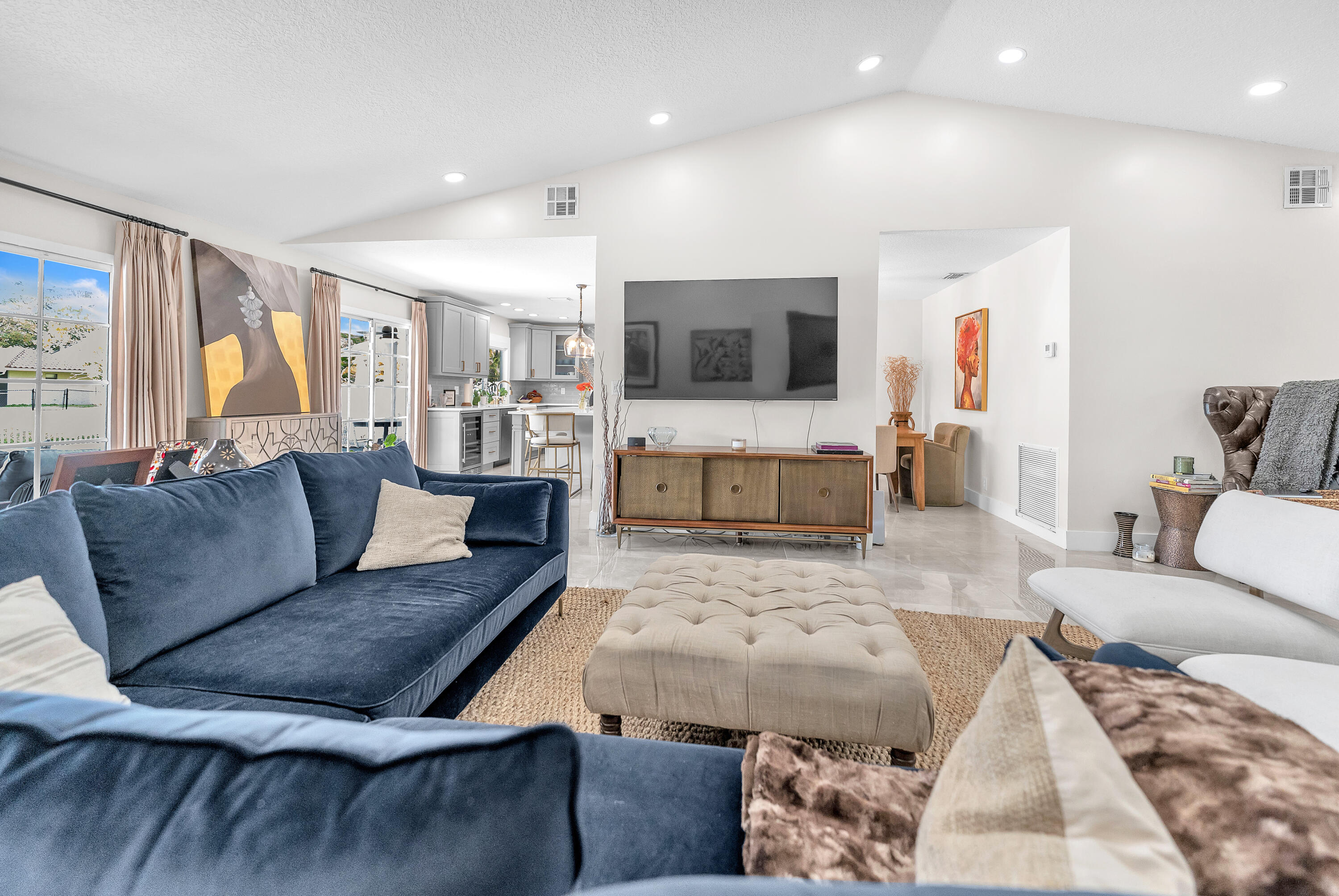 CYPRESS RUN - Residential Lease