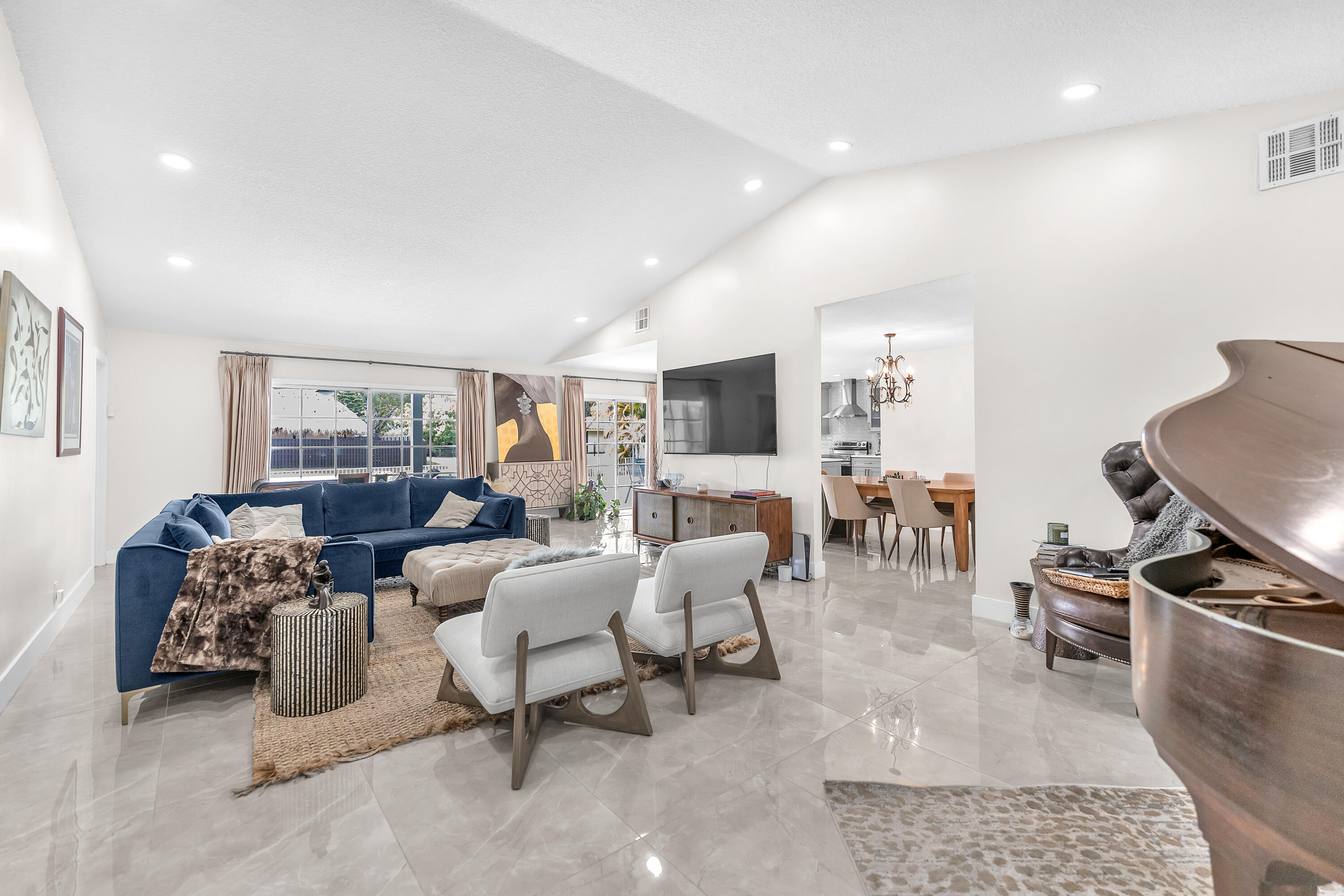 CYPRESS RUN - Residential Lease