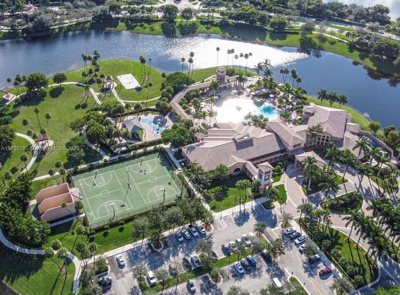 BELFORT CONDOMINIUM H - Residential