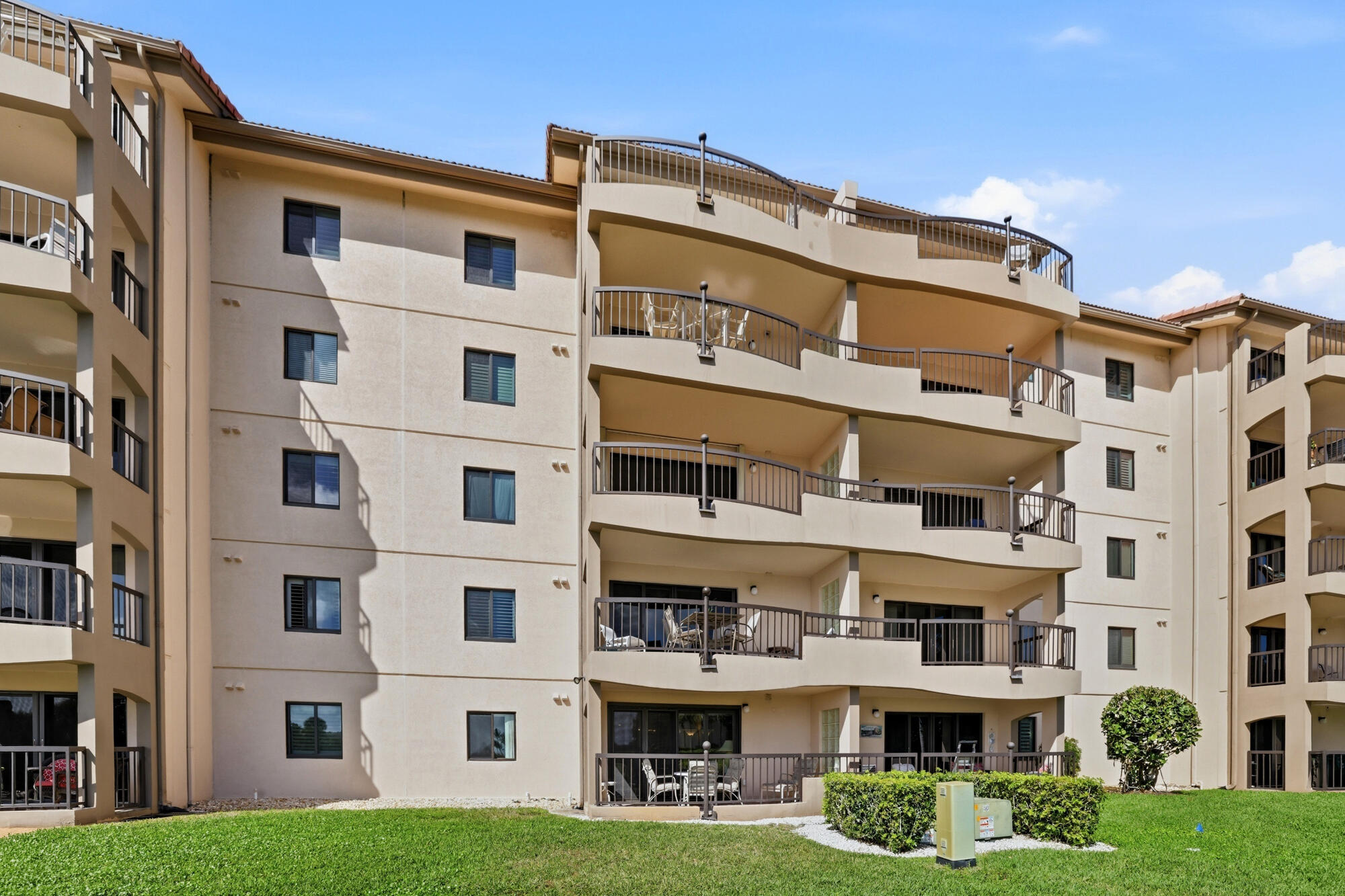 OCEAN AT THE JUPITER BLUFFS - Residential Lease