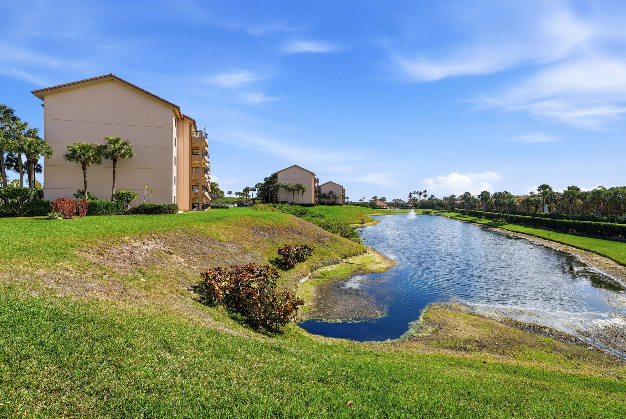 OCEAN AT THE JUPITER BLUFFS - Residential Lease
