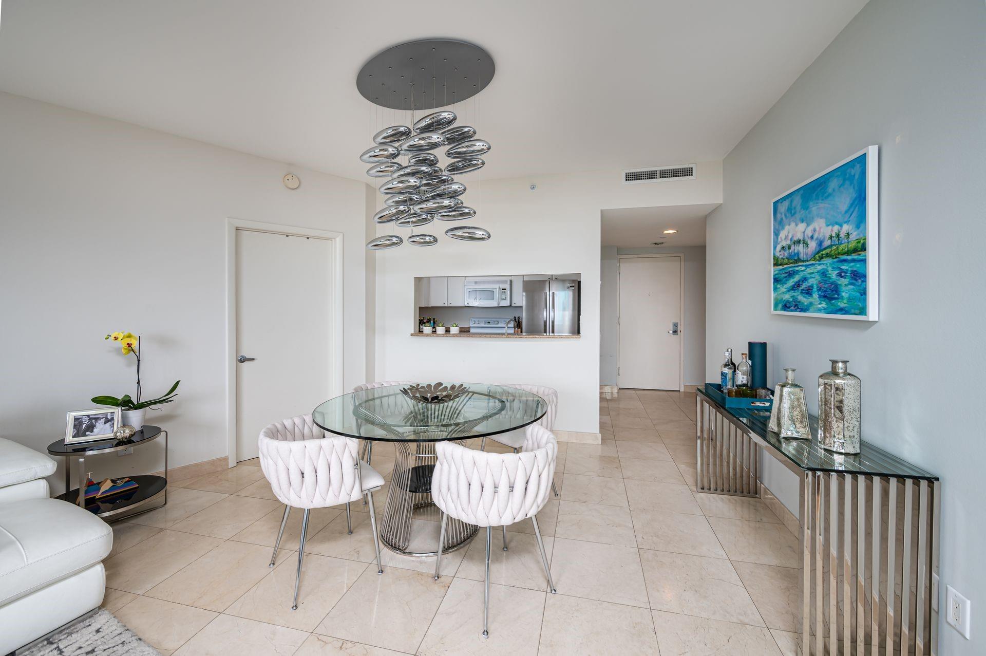 The Metropolitan - Residential