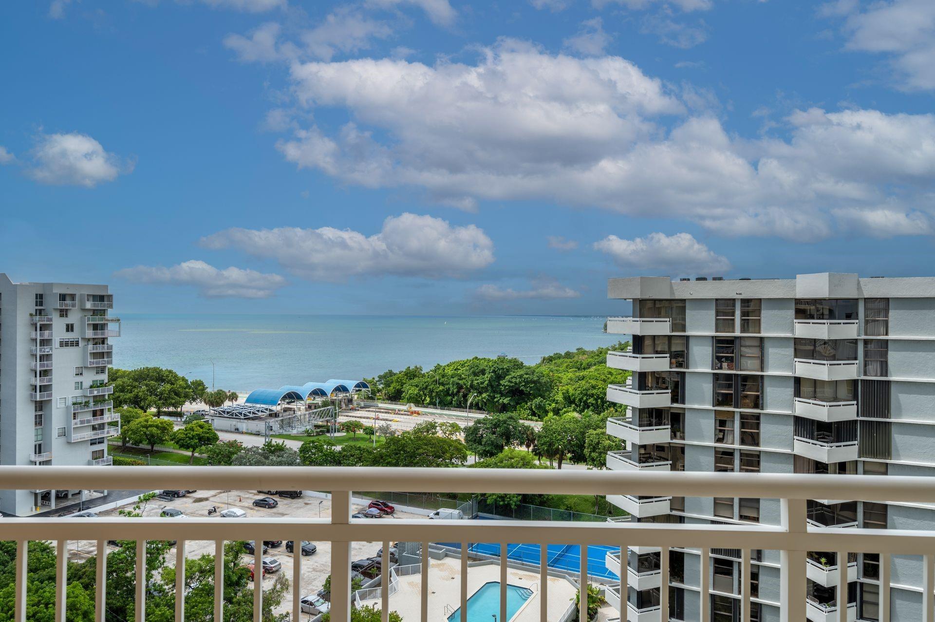 The Metropolitan - Residential