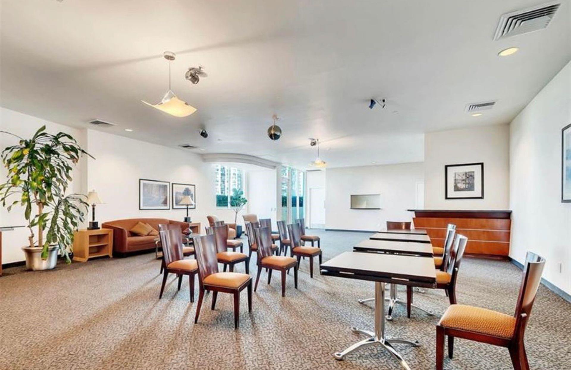 The Metropolitan - Residential