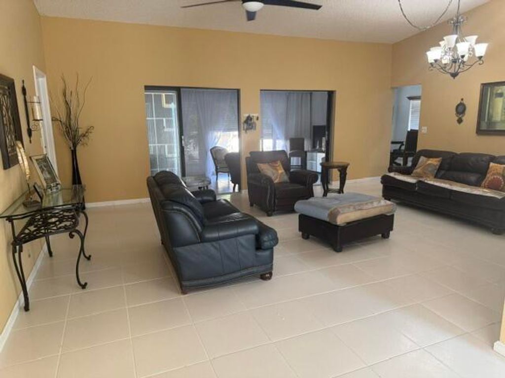 Photo of 10298 Greentrail Drive N, Boynton Beach, FL 33436 (MLS # R11137094)