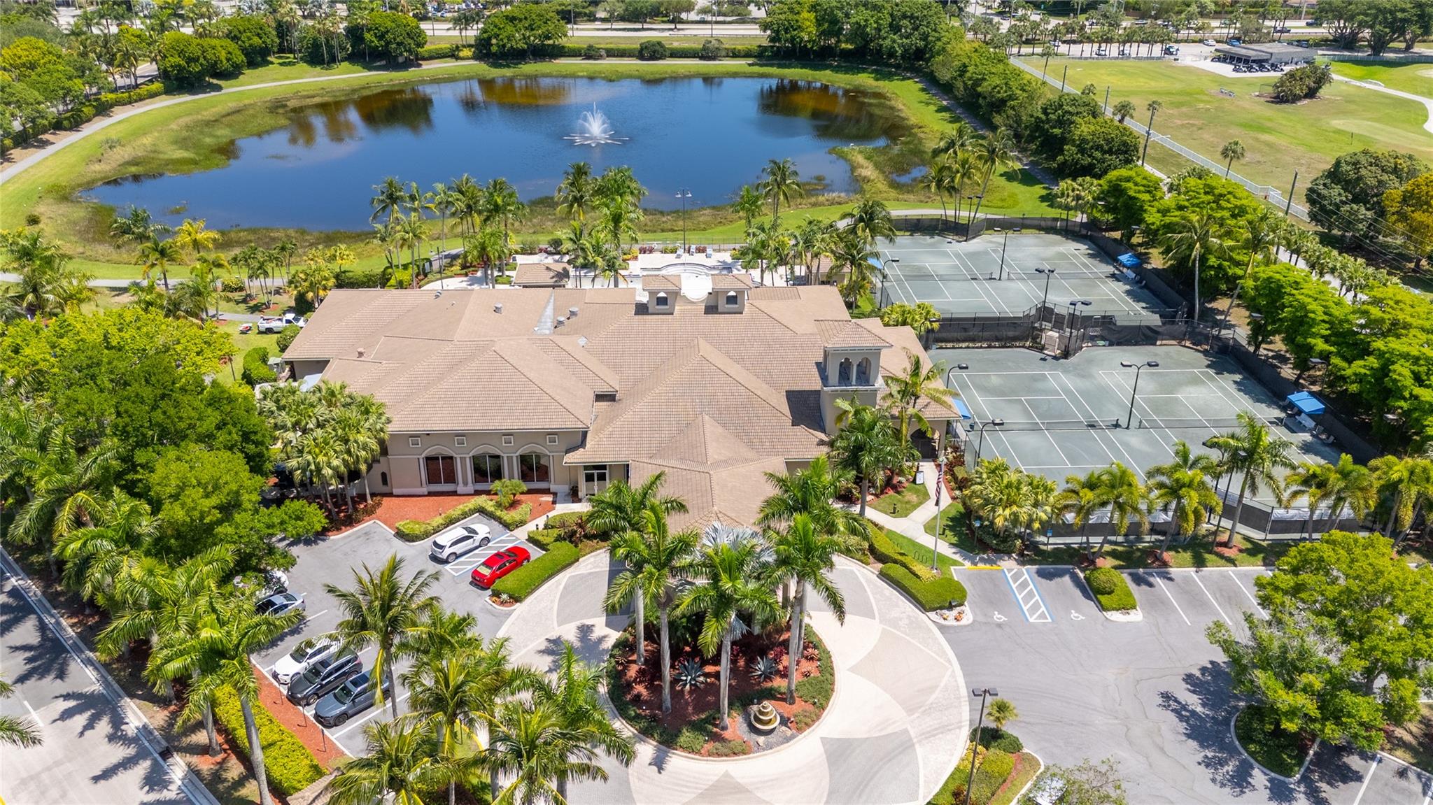 7248 Demedici Cir
