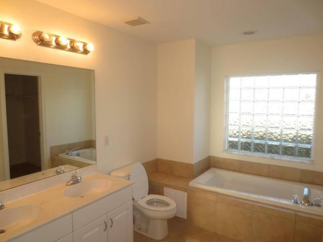 Port St. Lucie Section 01 - Residential Lease