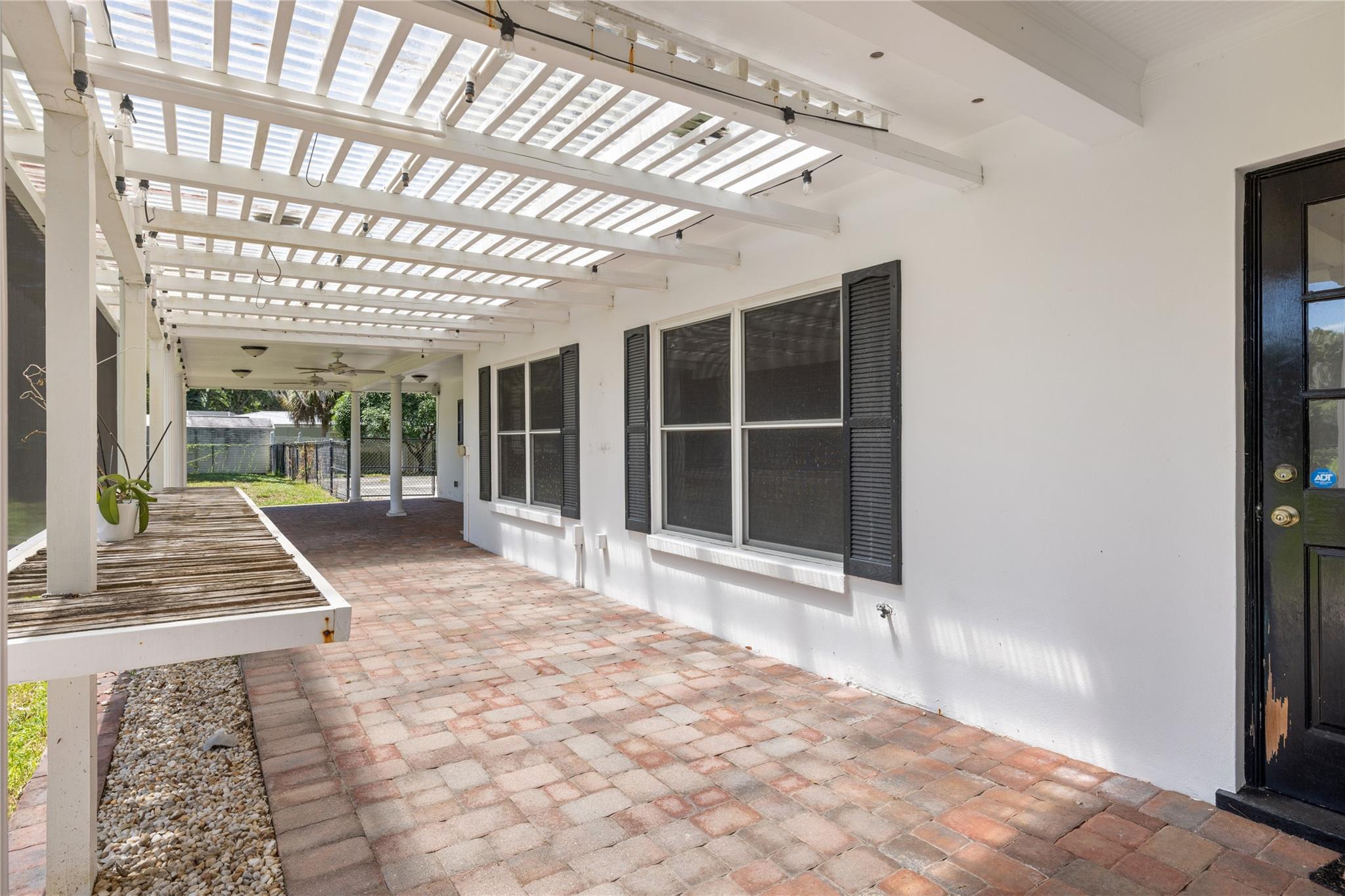 GLENDALE LAKES SUB - Residential