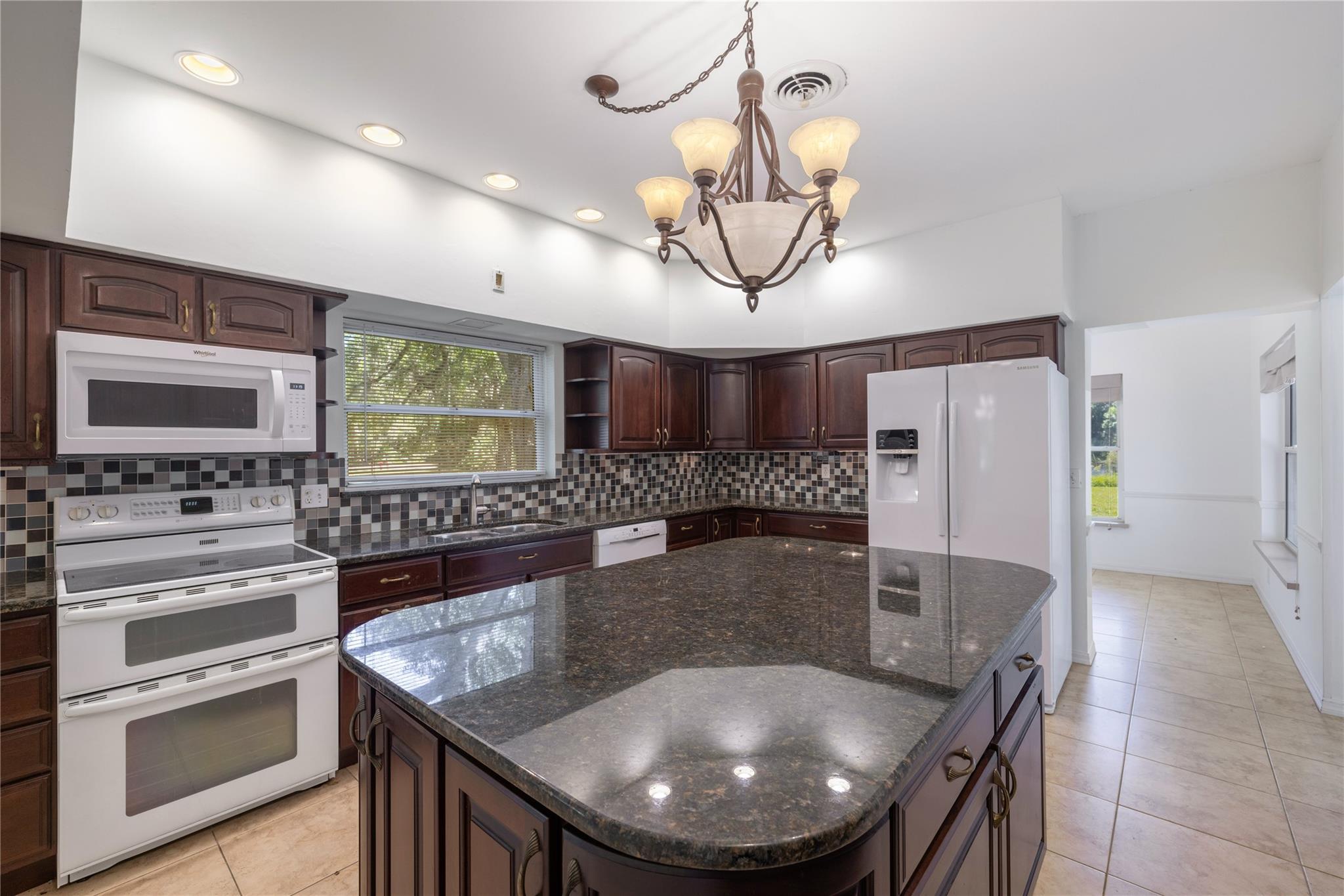 GLENDALE LAKES SUB - Residential