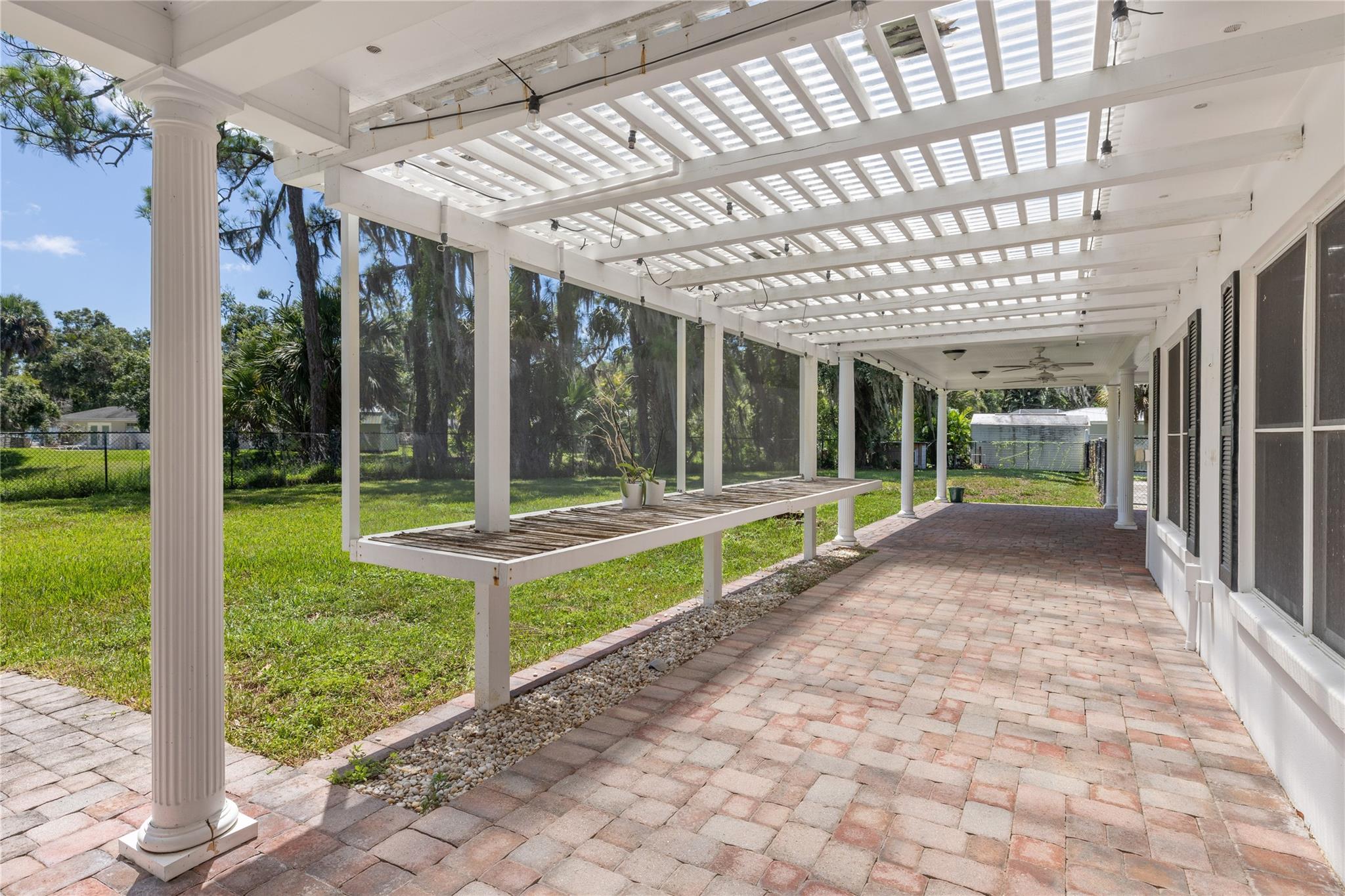 GLENDALE LAKES SUB - Residential