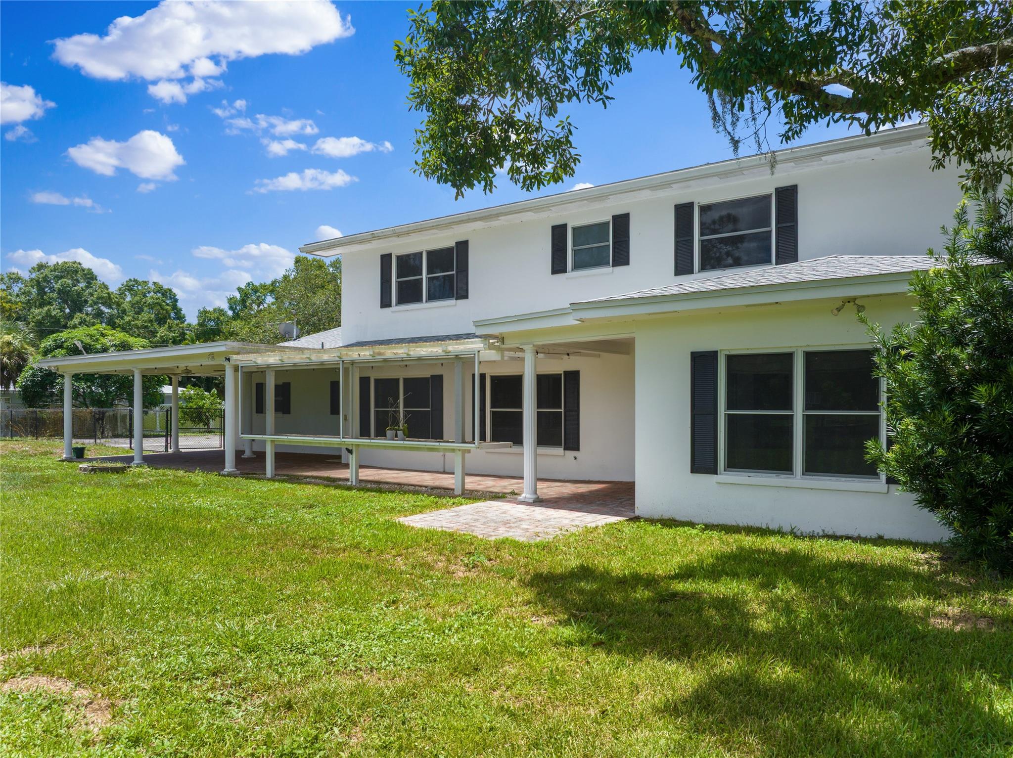 GLENDALE LAKES SUB - Residential