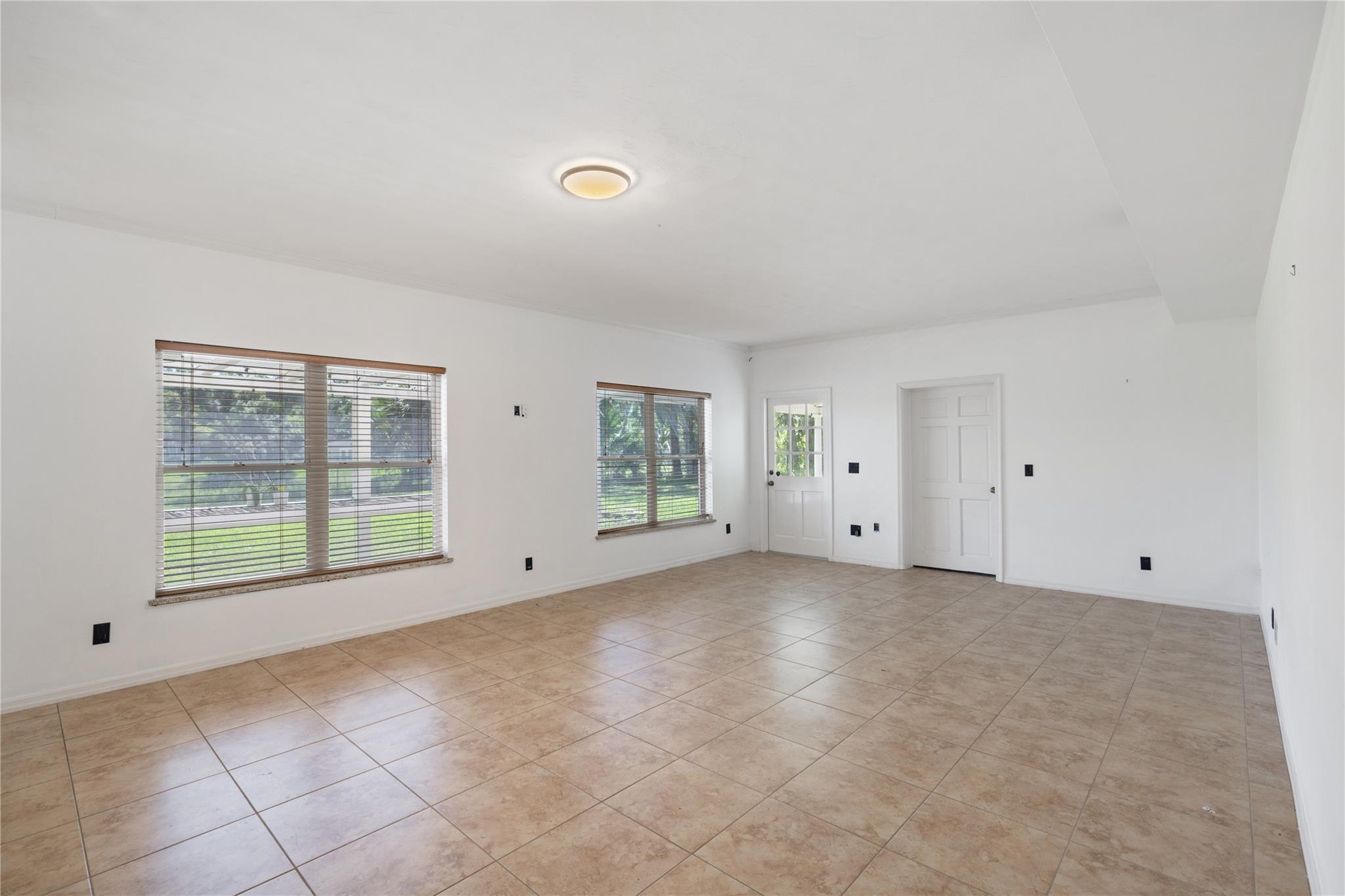 GLENDALE LAKES SUB - Residential