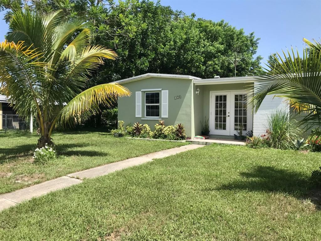 Photo of 180 SE Celestia Court Ct, Port Saint Lucie, FL 34983 (MLS # R10822269)