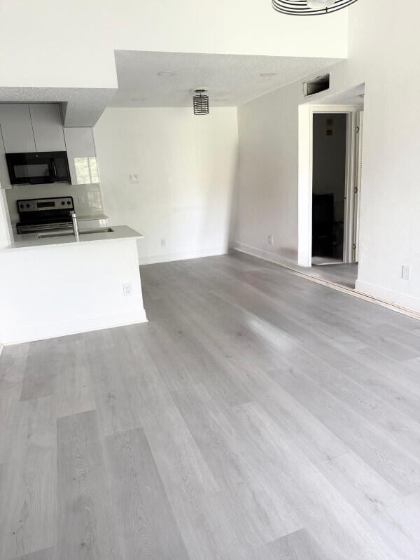 10391 SW 150th Court 10207