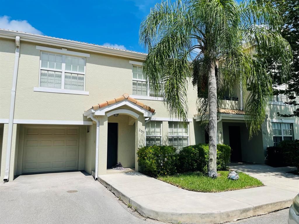 Photo of 154 SW Peacock Boulevard #28-105, Saint Lucie West, FL 34986 (MLS # R10835573)