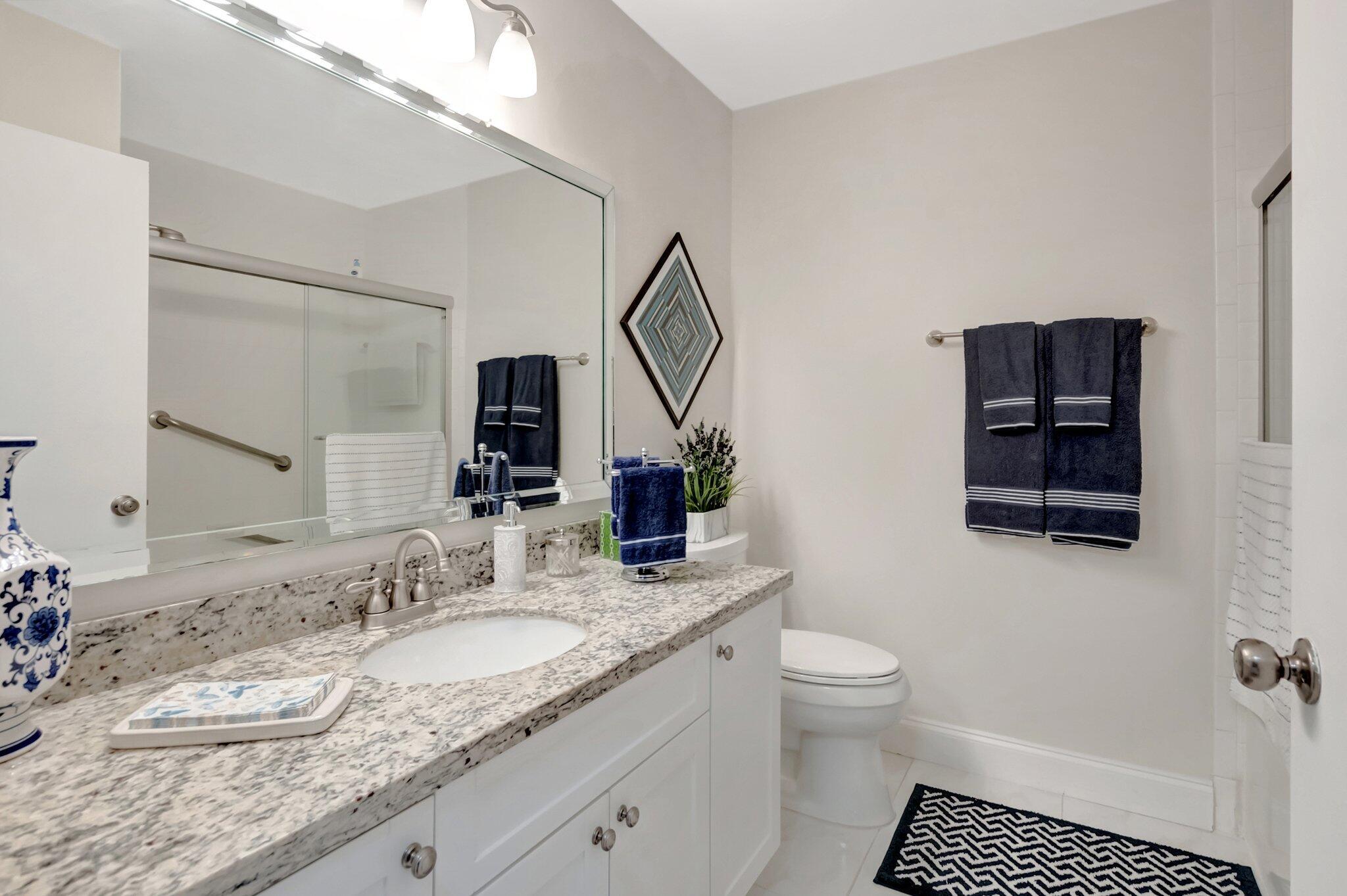 WHISPER WALK SEC D CONDO - Residential