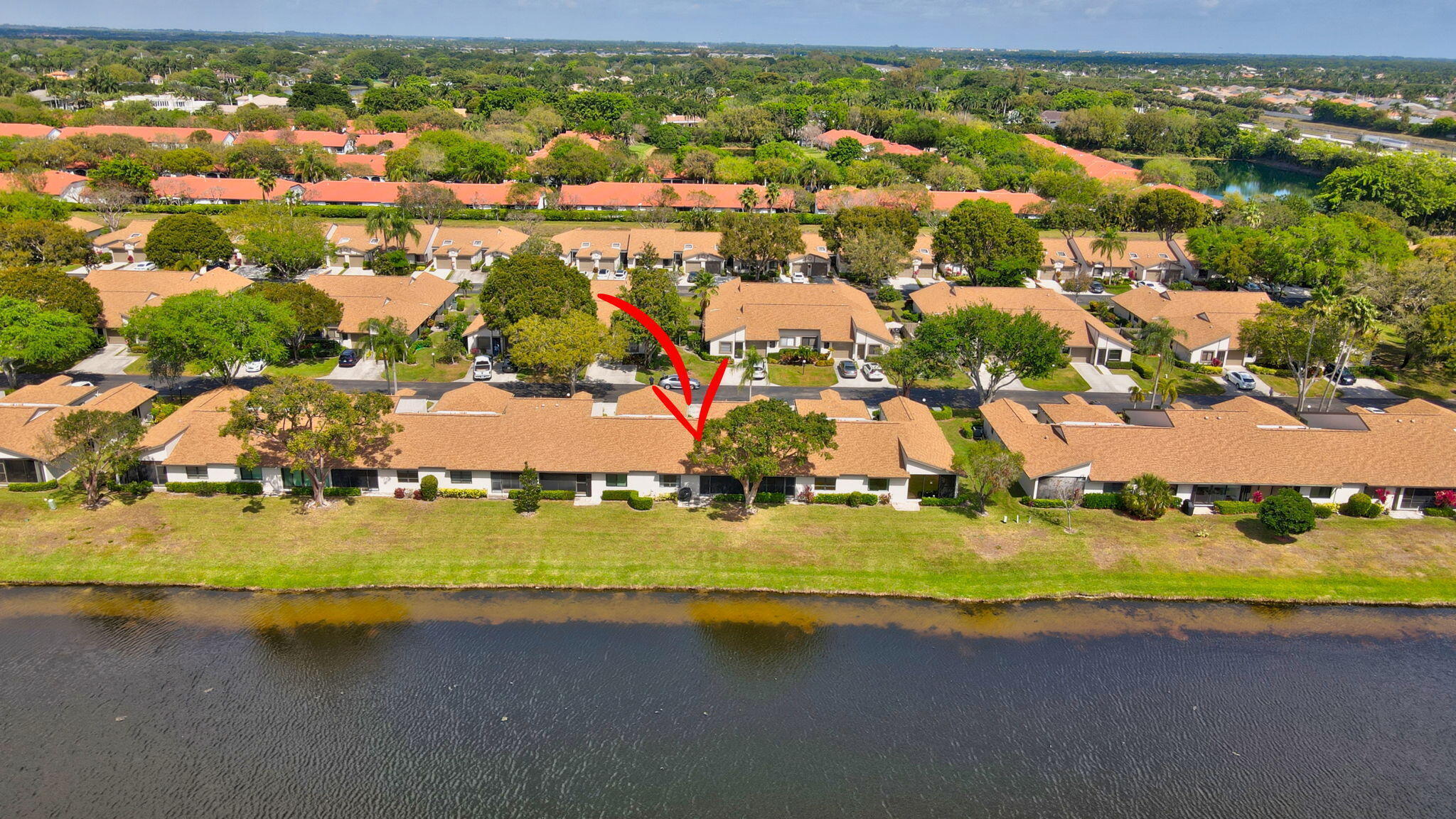 WHISPER WALK SEC D CONDO - Residential