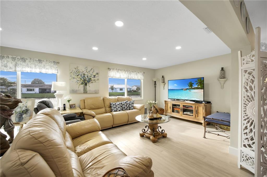 Westwood Community 7 81-2 - Residential