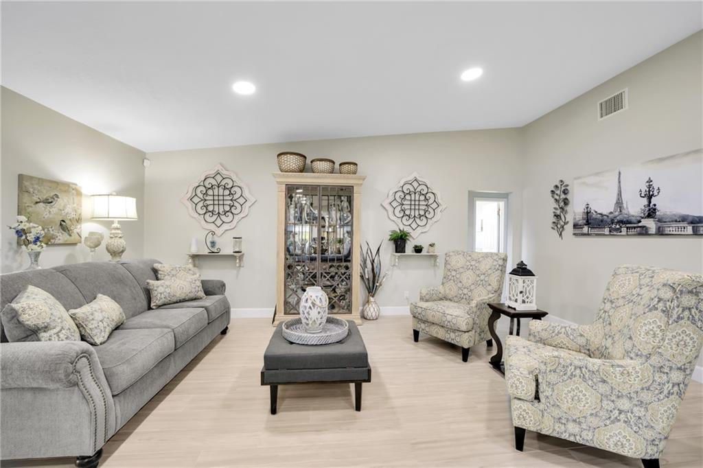 Westwood Community 7 81-2 - Residential