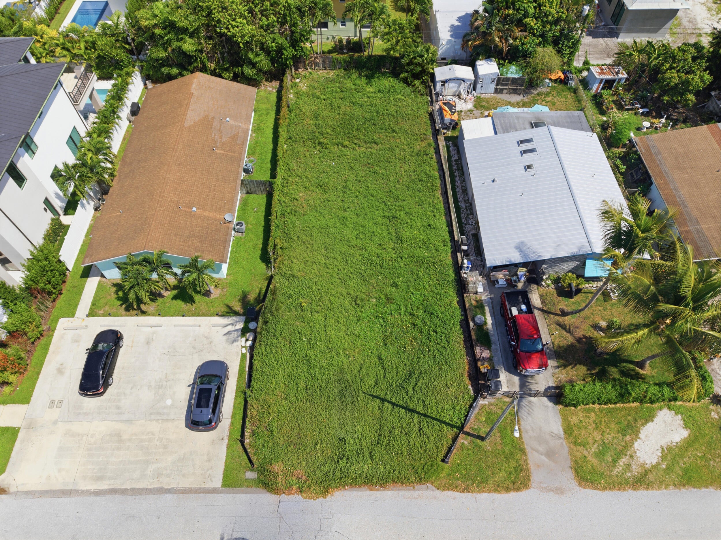 245 NE 11th Street