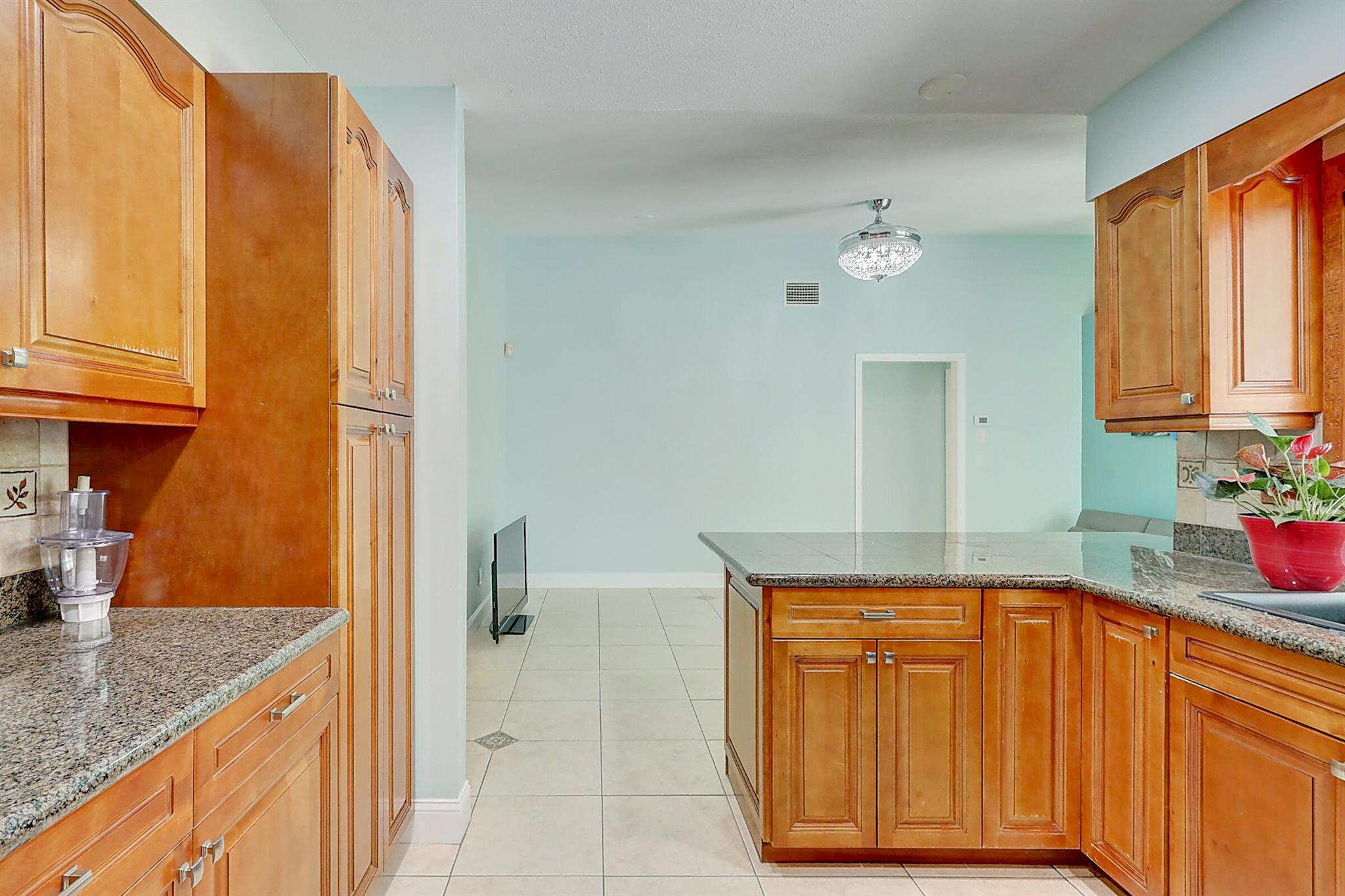 PORT ST LUCIE SECTION 4 - Residential Lease