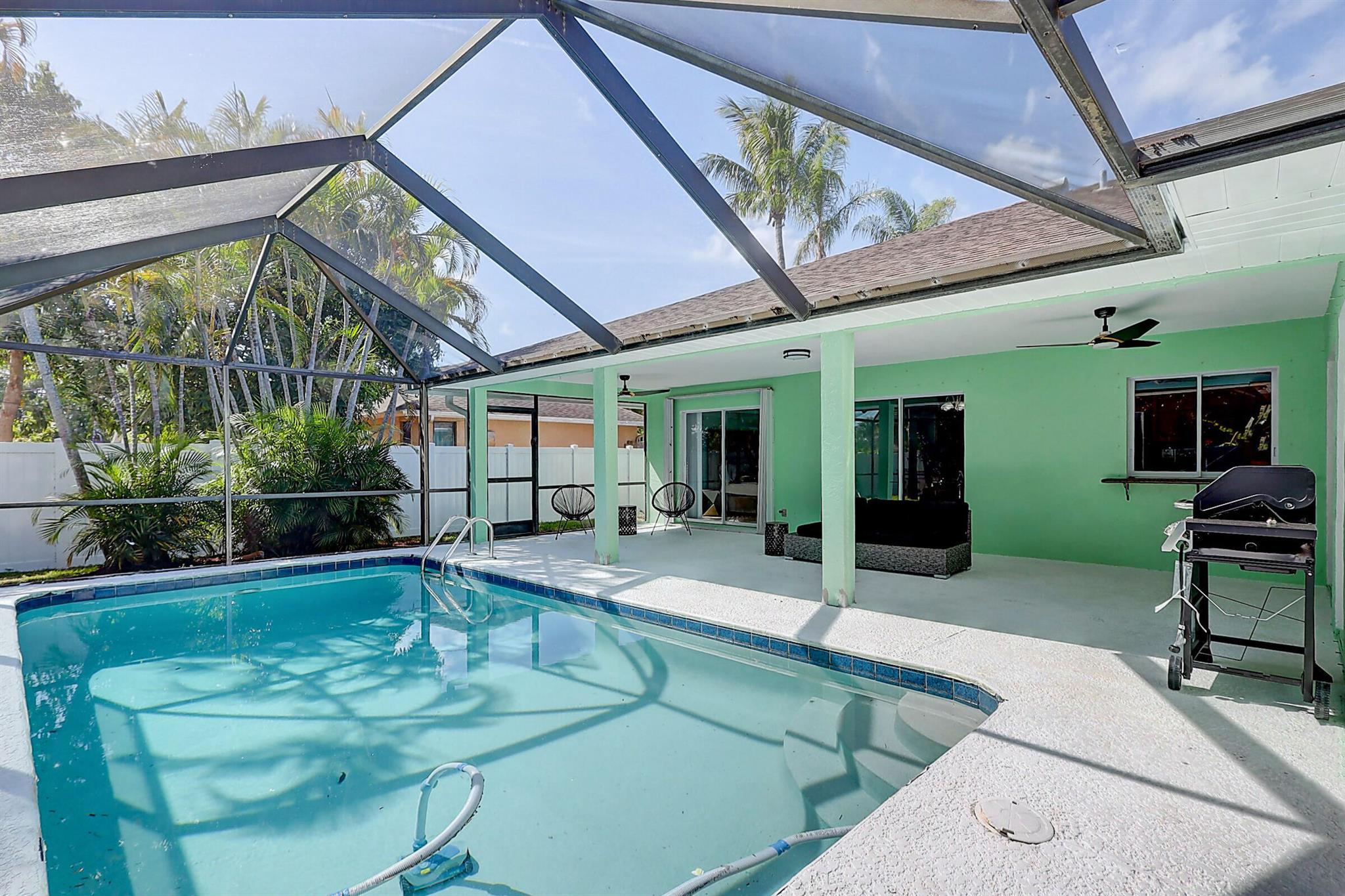 PORT ST LUCIE SECTION 4 - Residential Lease