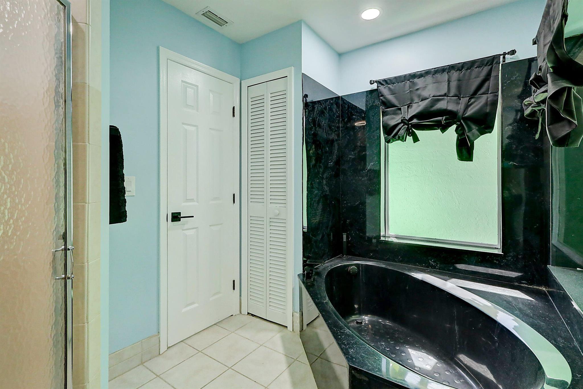 PORT ST LUCIE SECTION 4 - Residential Lease