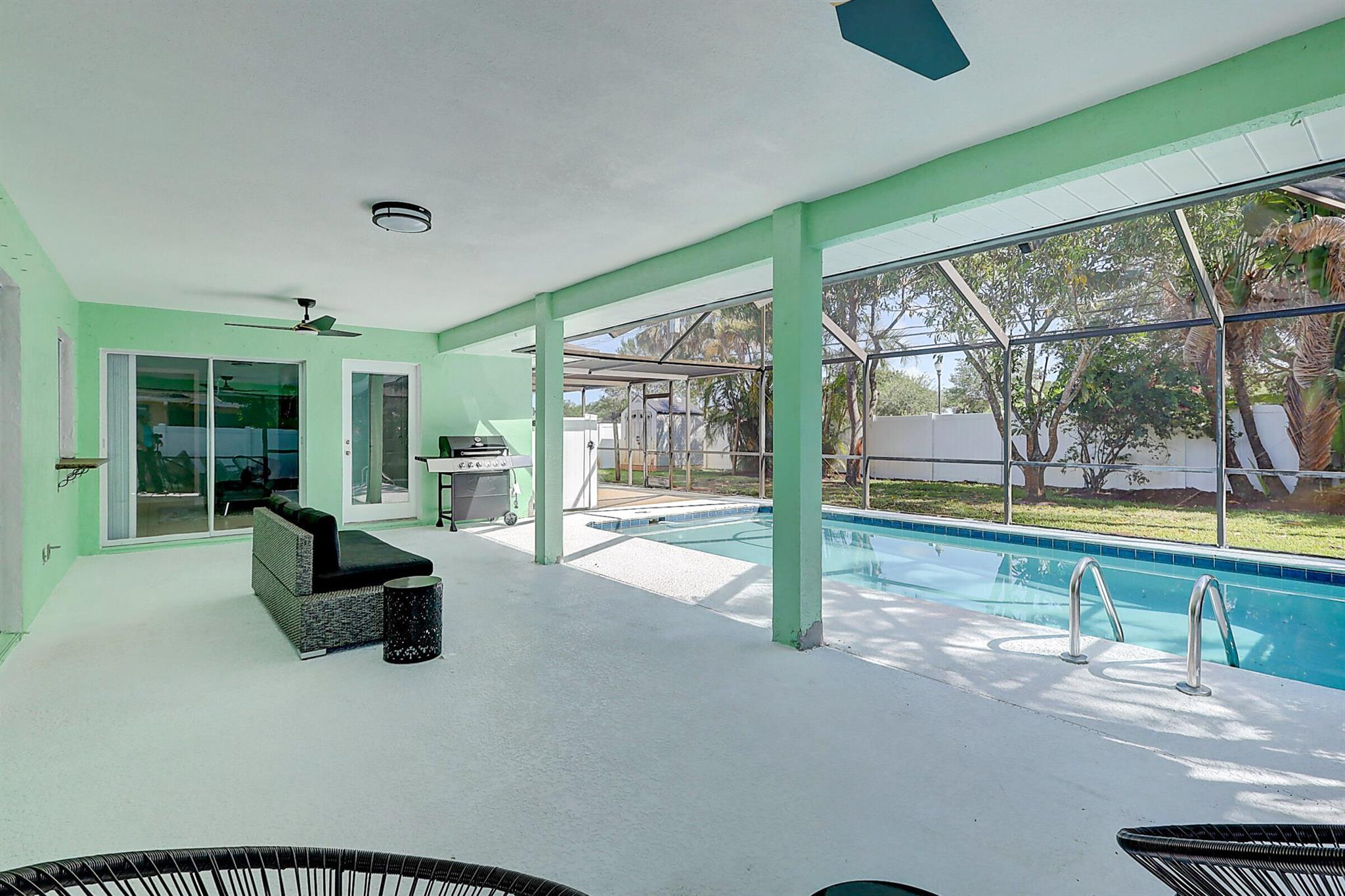 PORT ST LUCIE SECTION 4 - Residential Lease