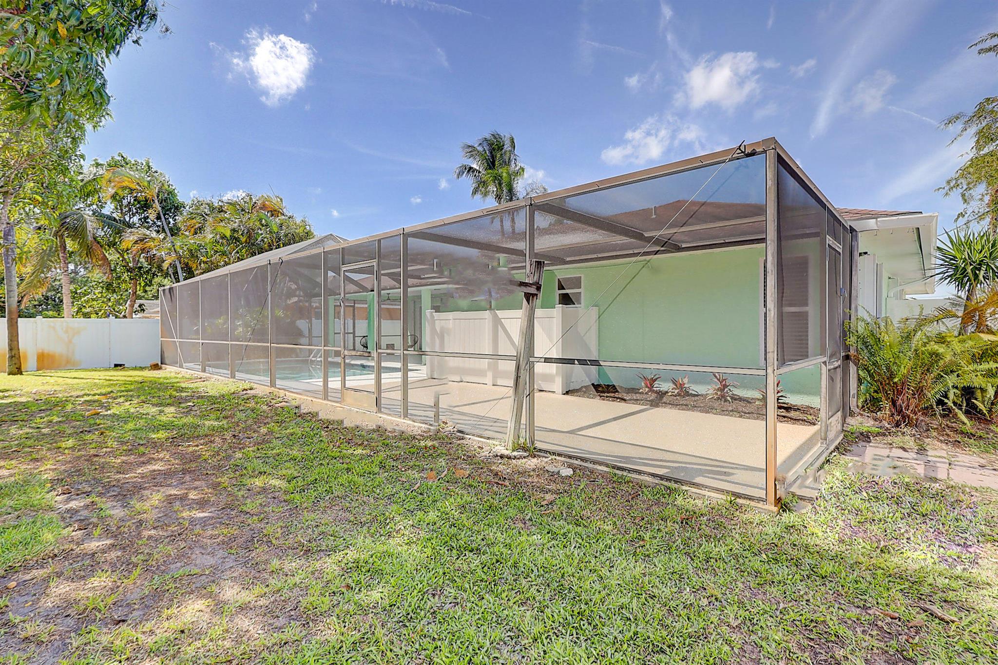 PORT ST LUCIE SECTION 4 - Residential Lease