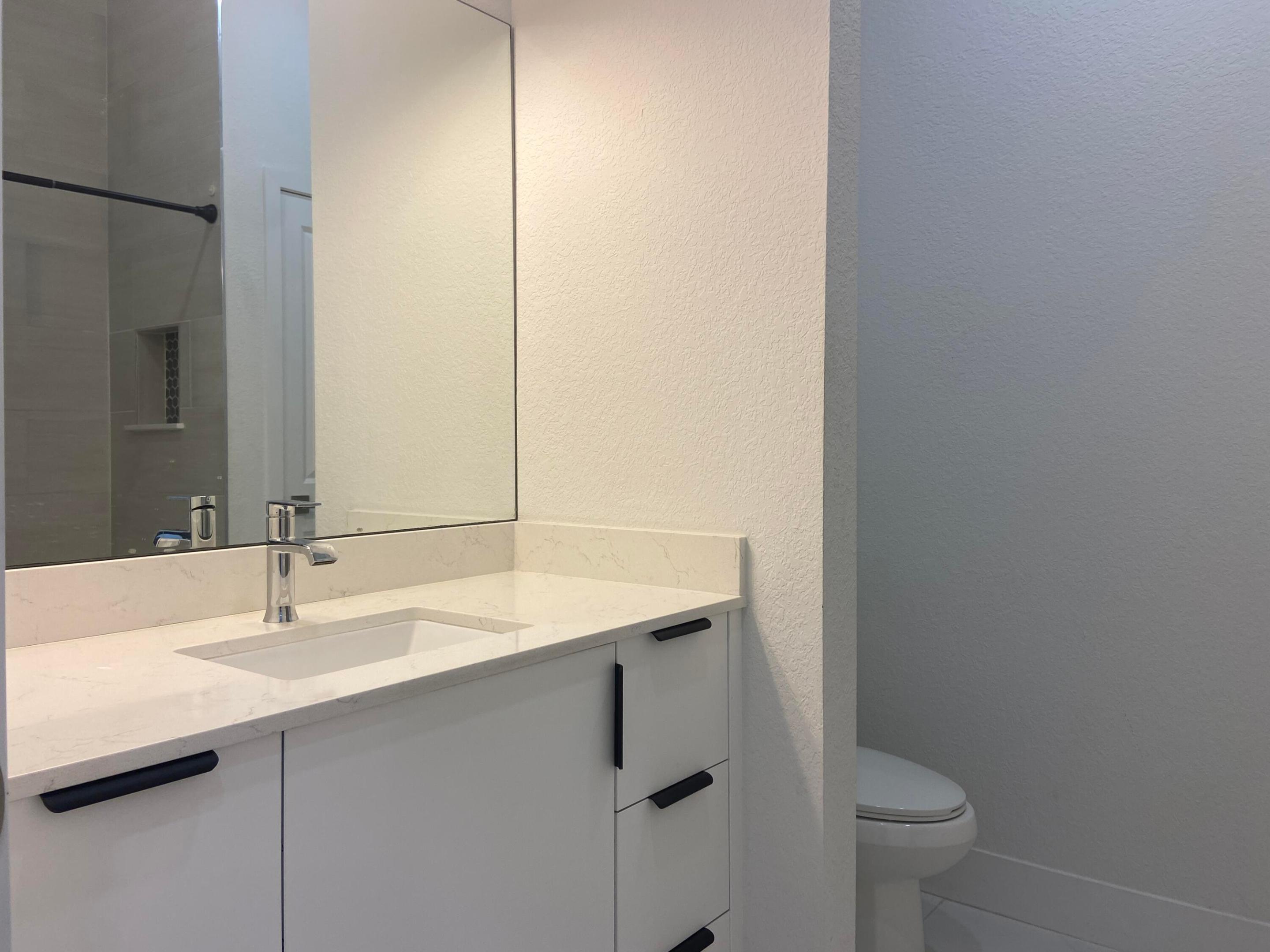 CASA DEL SOL - Residential Lease