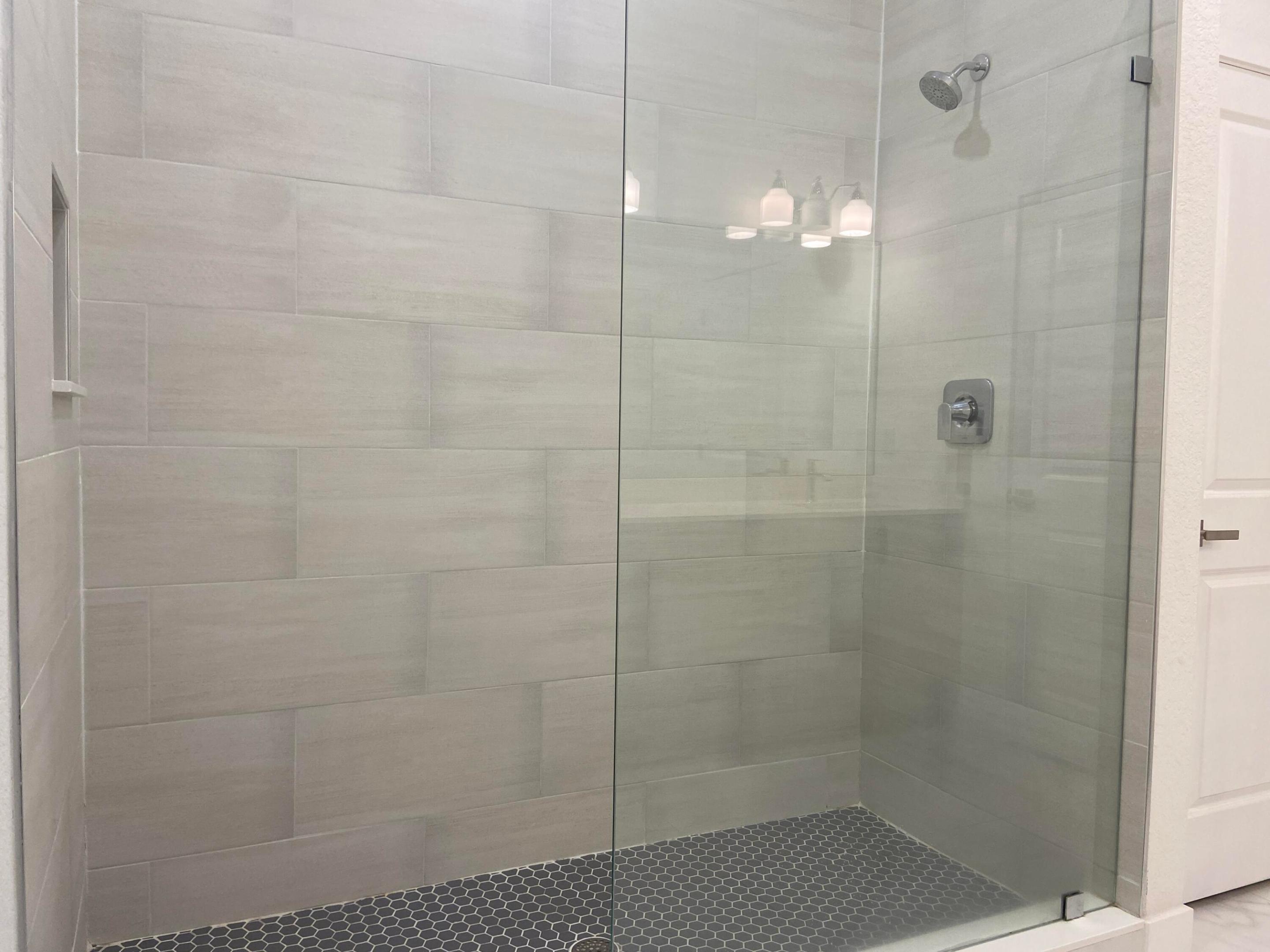 CASA DEL SOL - Residential Lease