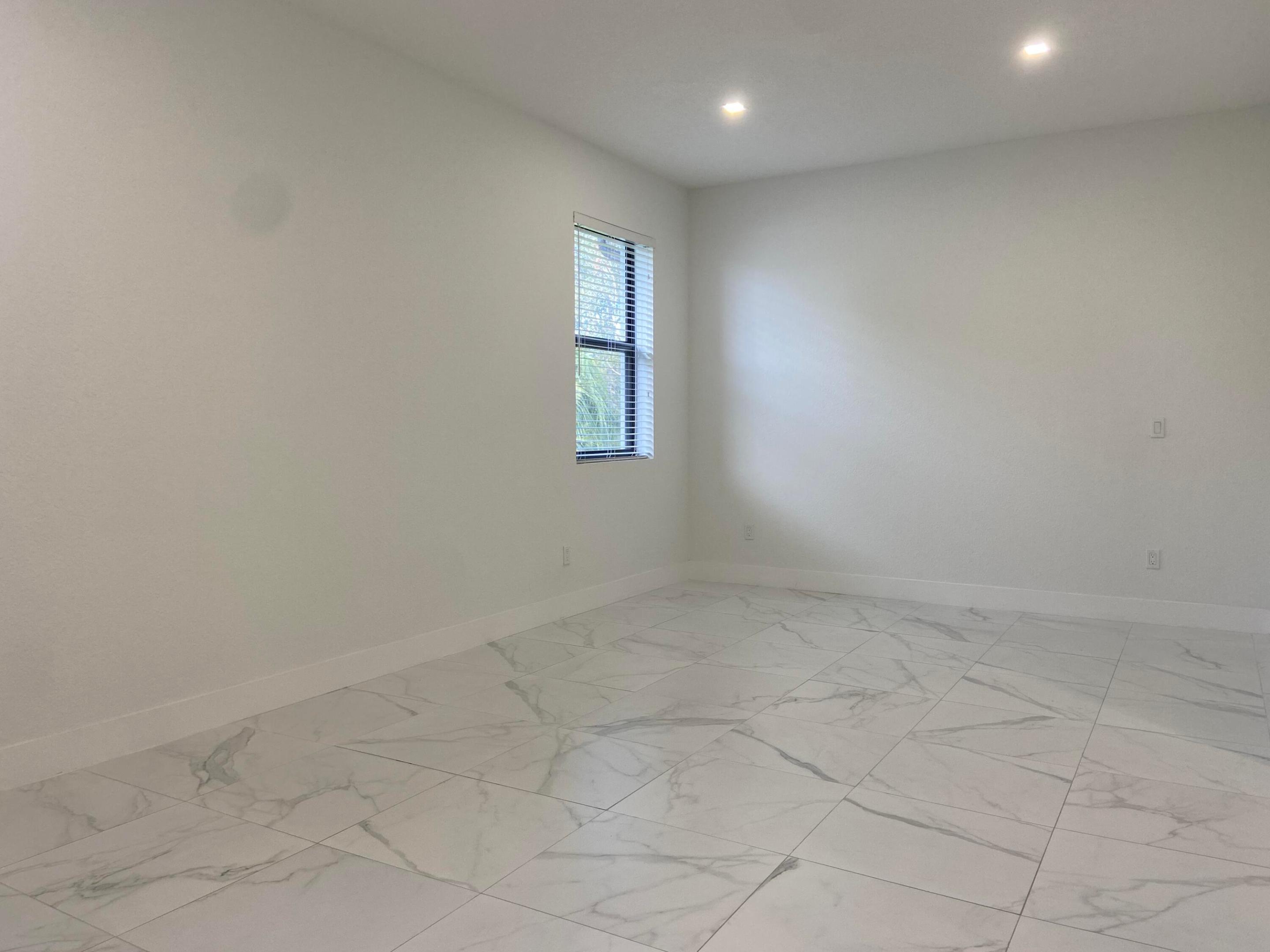 CASA DEL SOL - Residential Lease