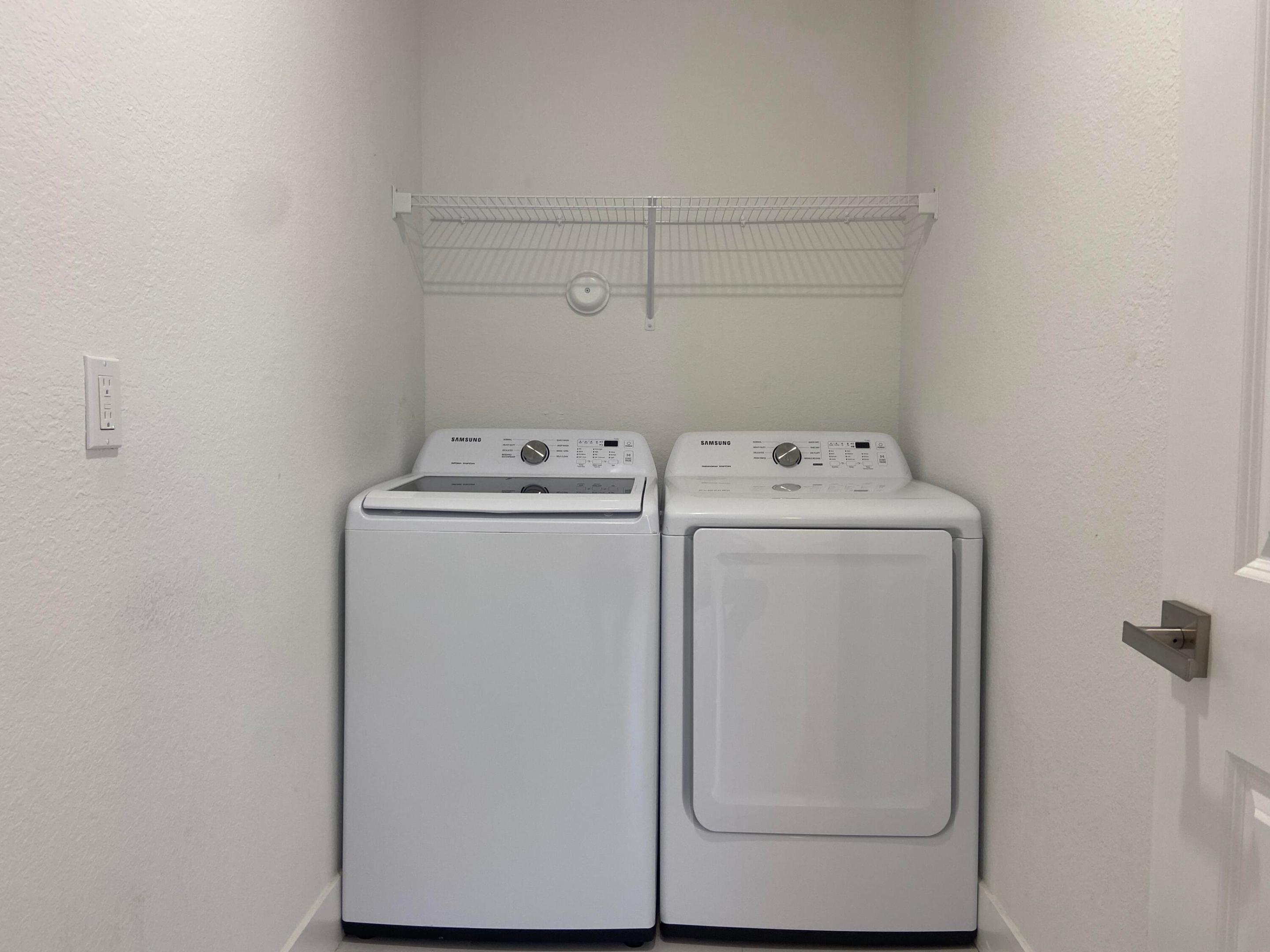 CASA DEL SOL - Residential Lease