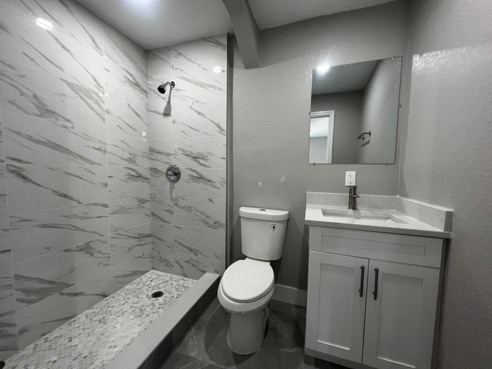 LAURA LANE UNREC ON AM-52 - Residential Lease