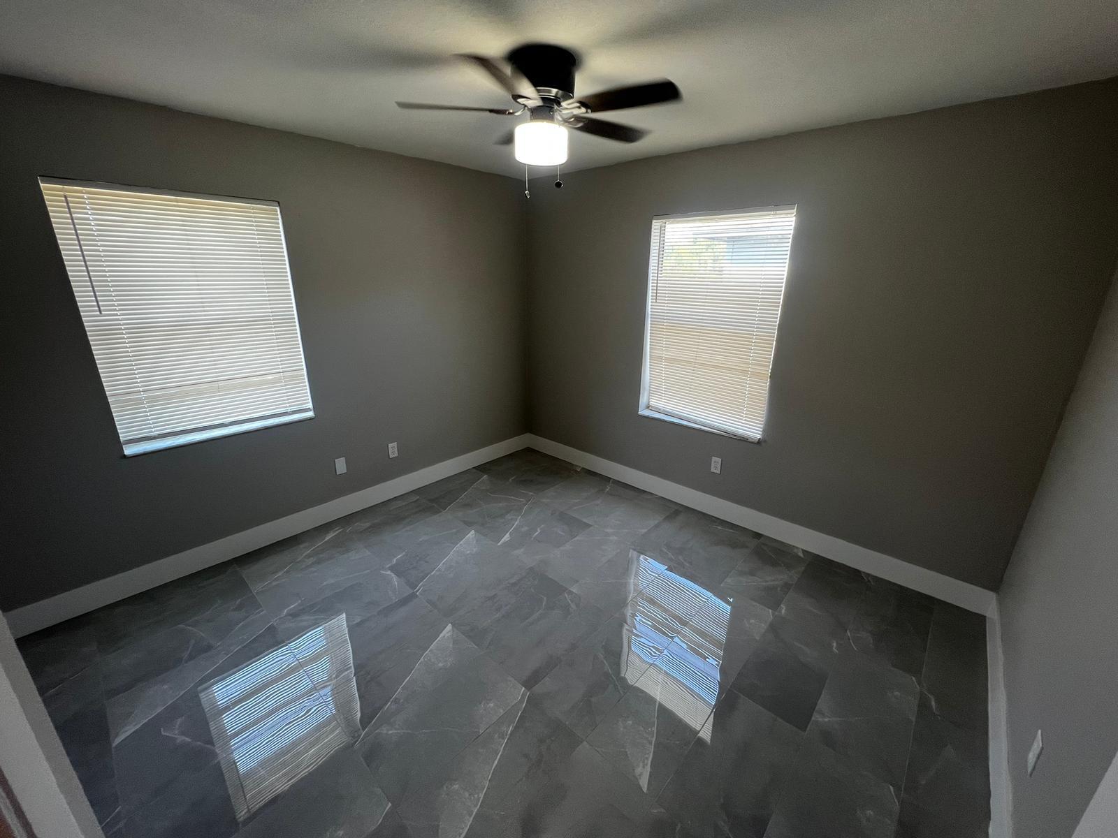 LAURA LANE UNREC ON AM-52 - Residential Lease