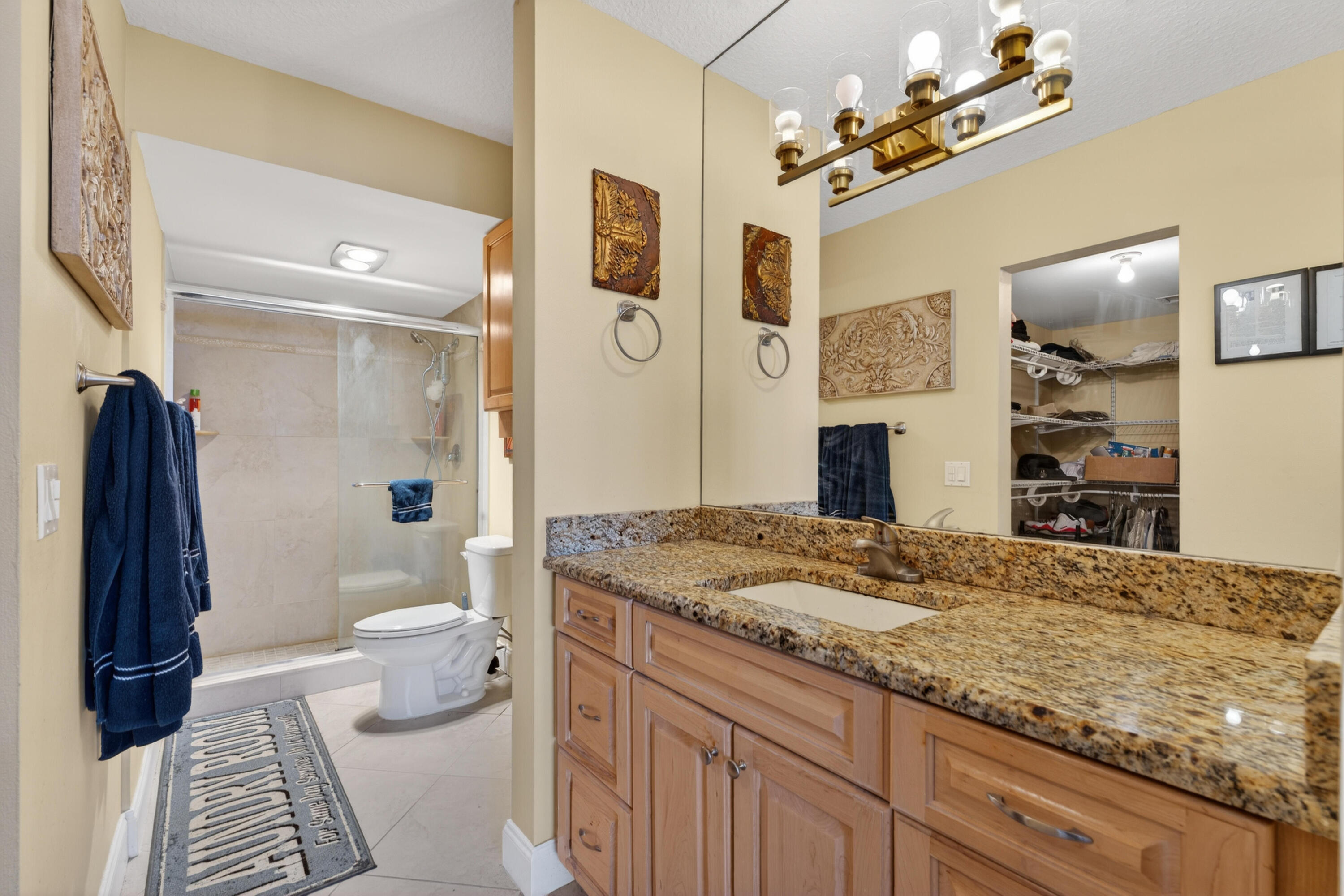 GEMINI CONDO - Residential