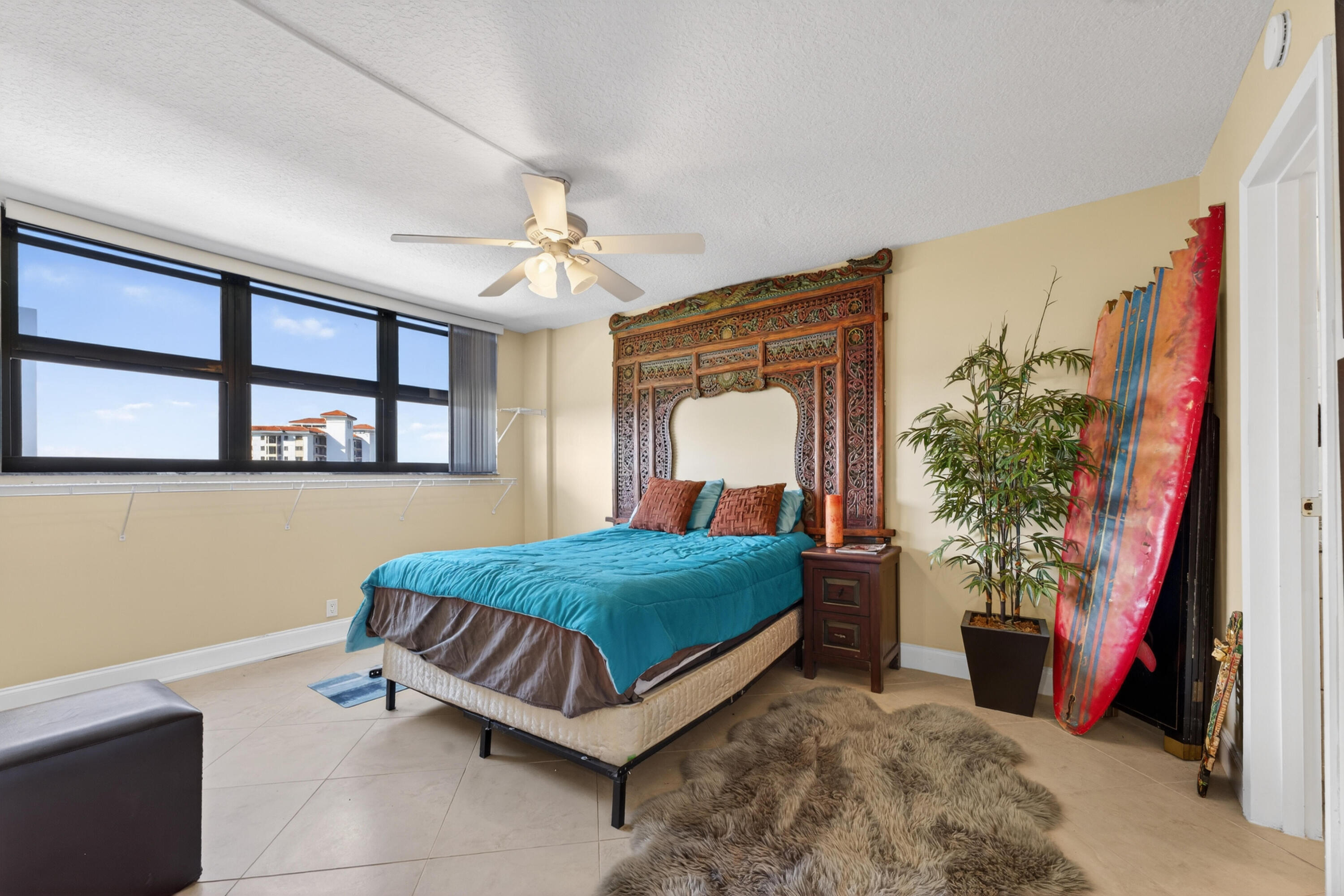 GEMINI CONDO - Residential