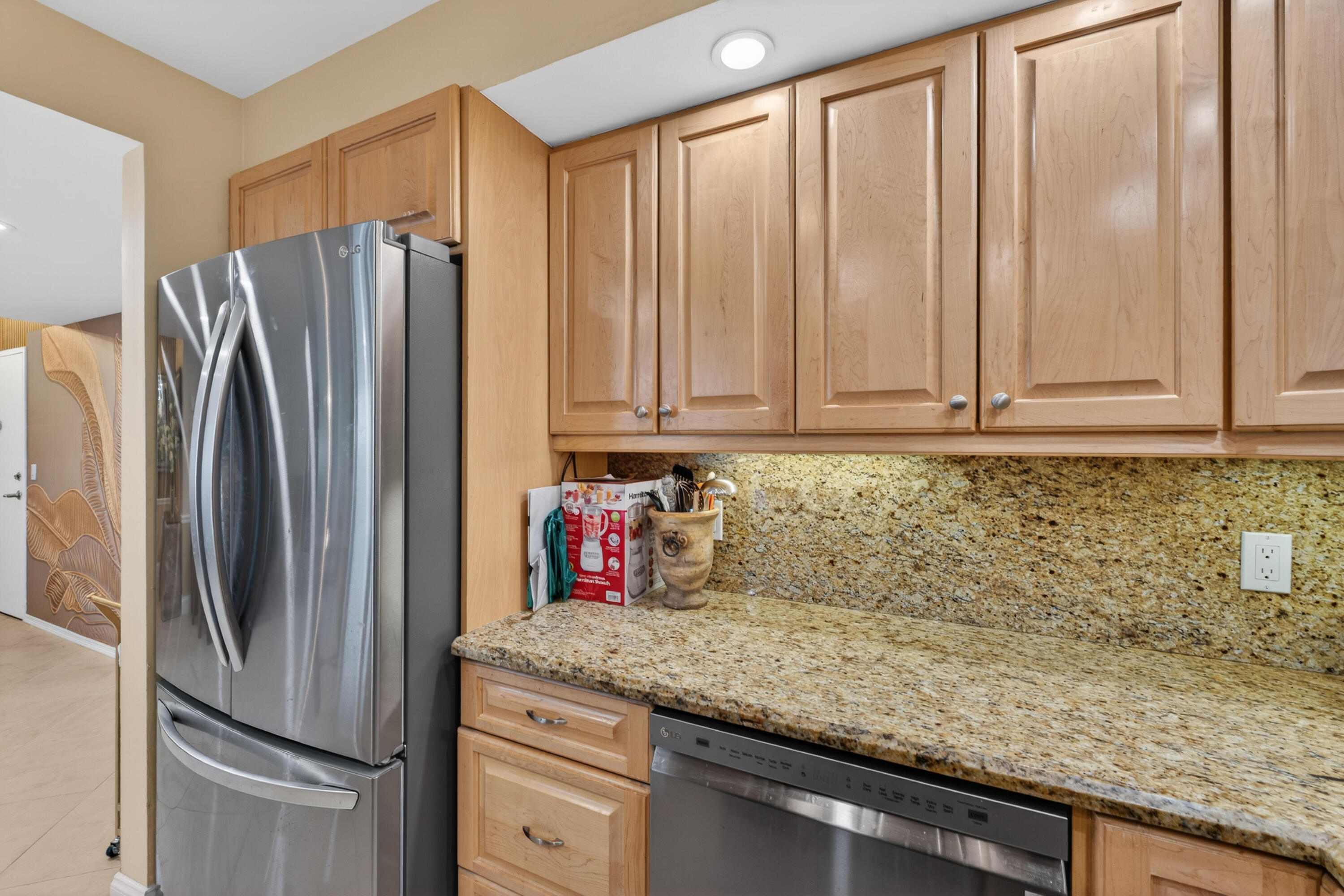 GEMINI CONDO - Residential