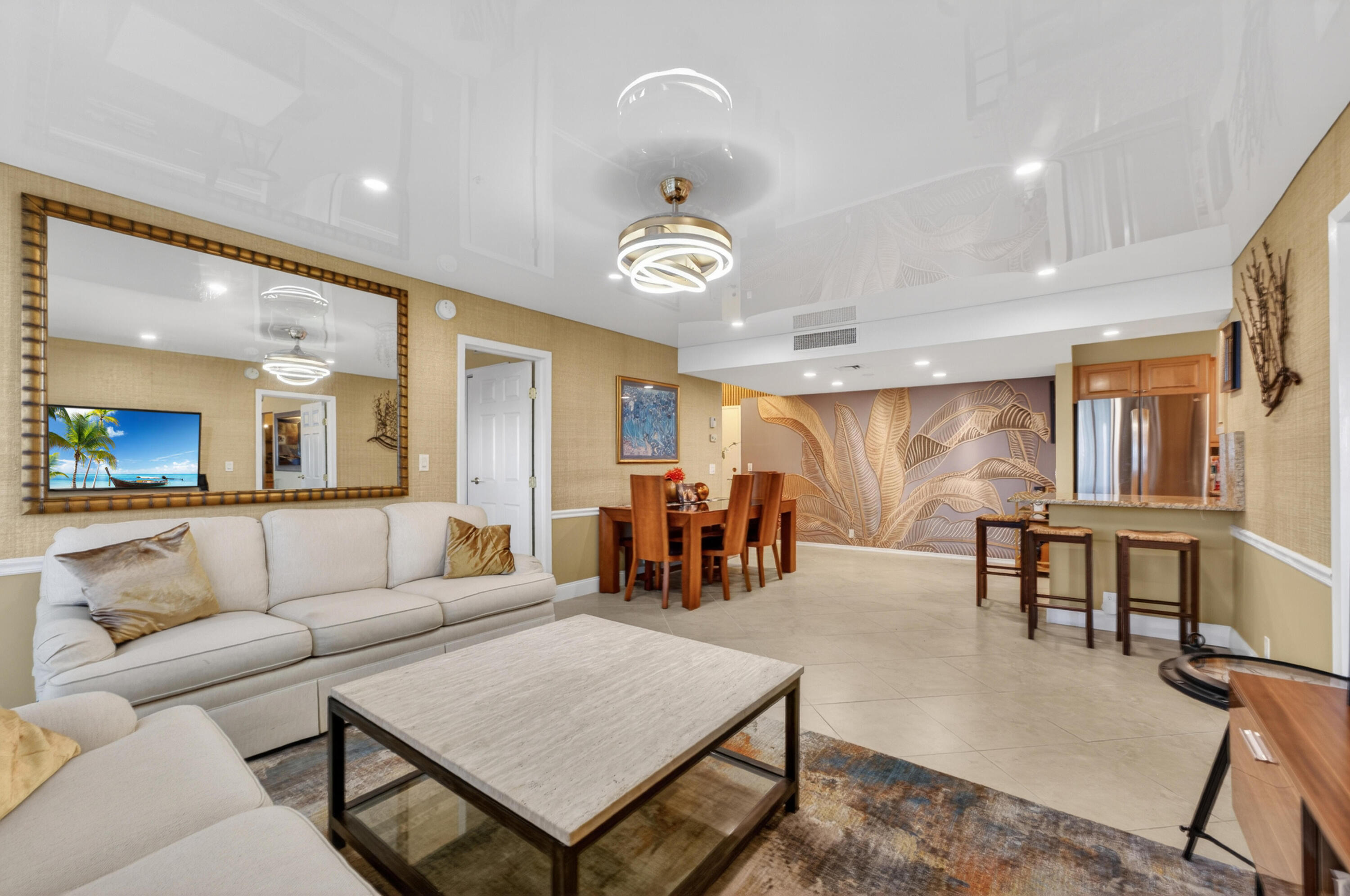 GEMINI CONDO - Residential