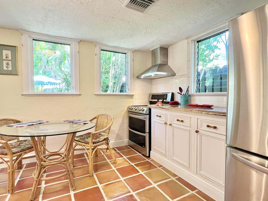 Photo of 336 Monroe Drive #2, West Palm Beach, FL 33405 (MLS # B26012507)