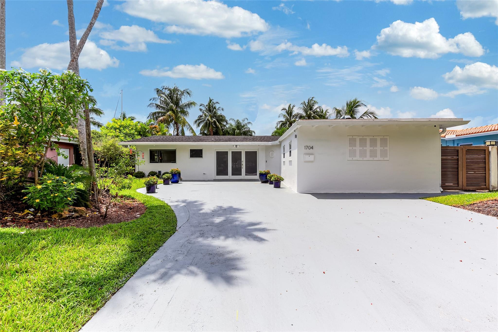 GILL ISLES - Residential