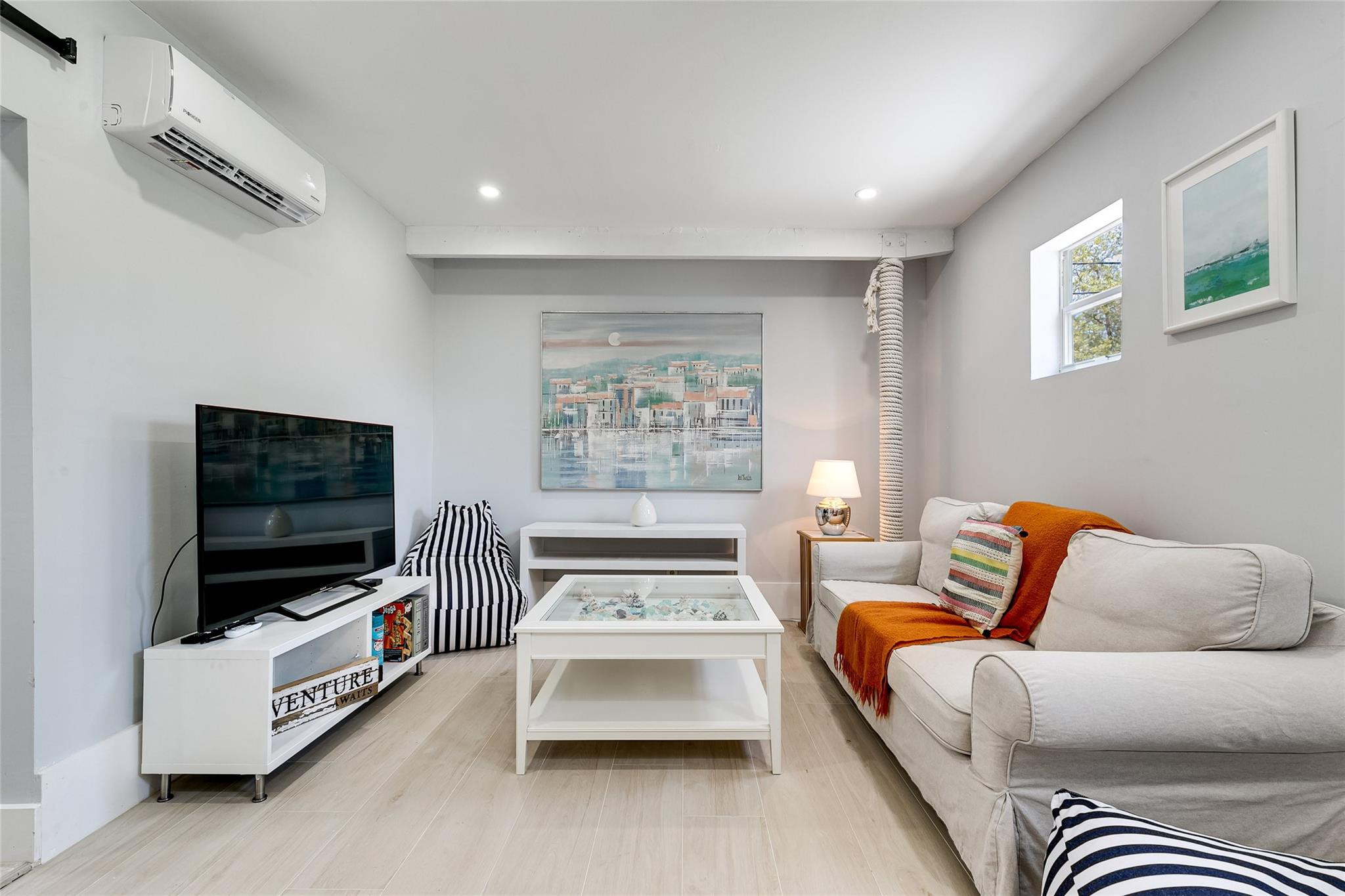 GILL ISLES - Residential