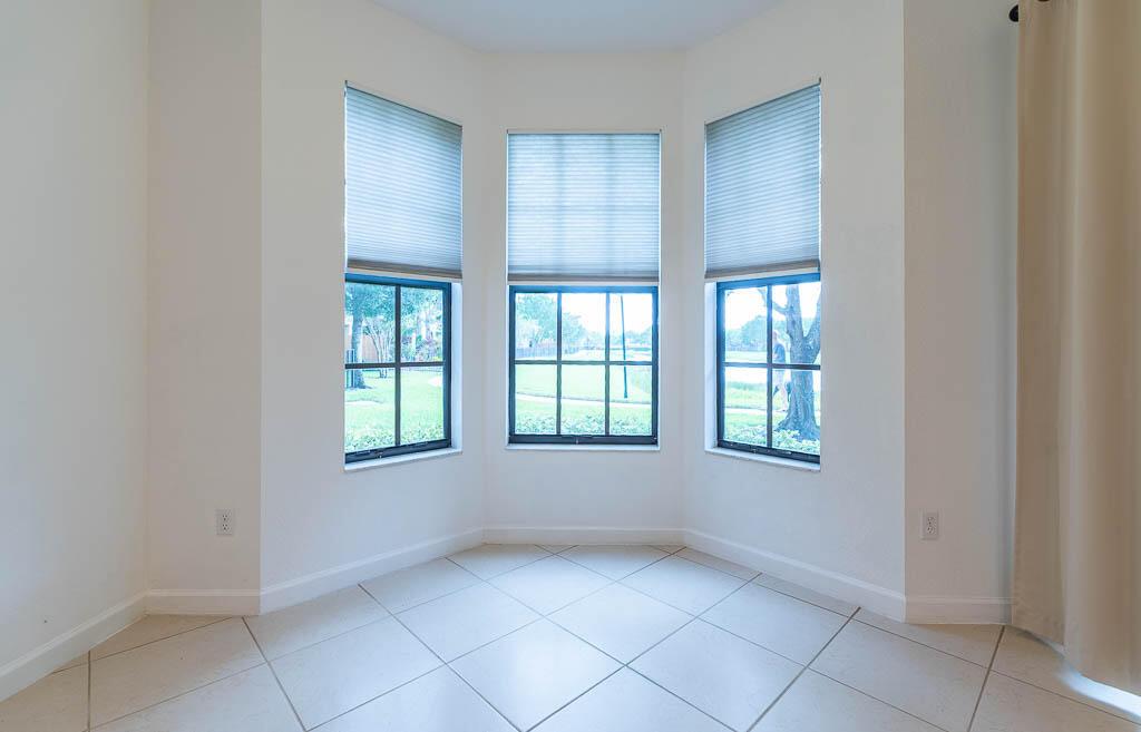 WELLINGTON PARC - Residential Lease