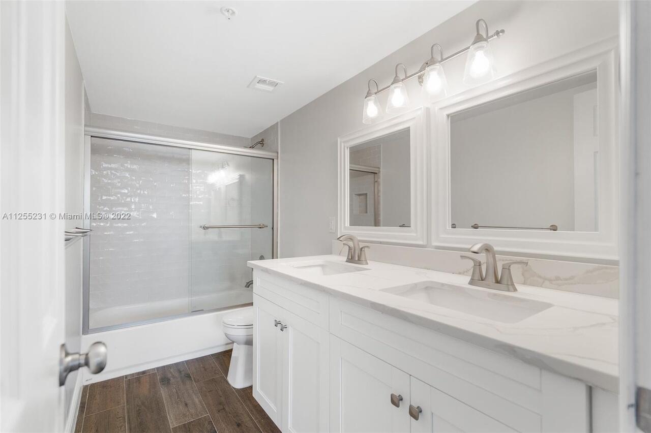 INTRACOASTAL TOWER - Residential Lease