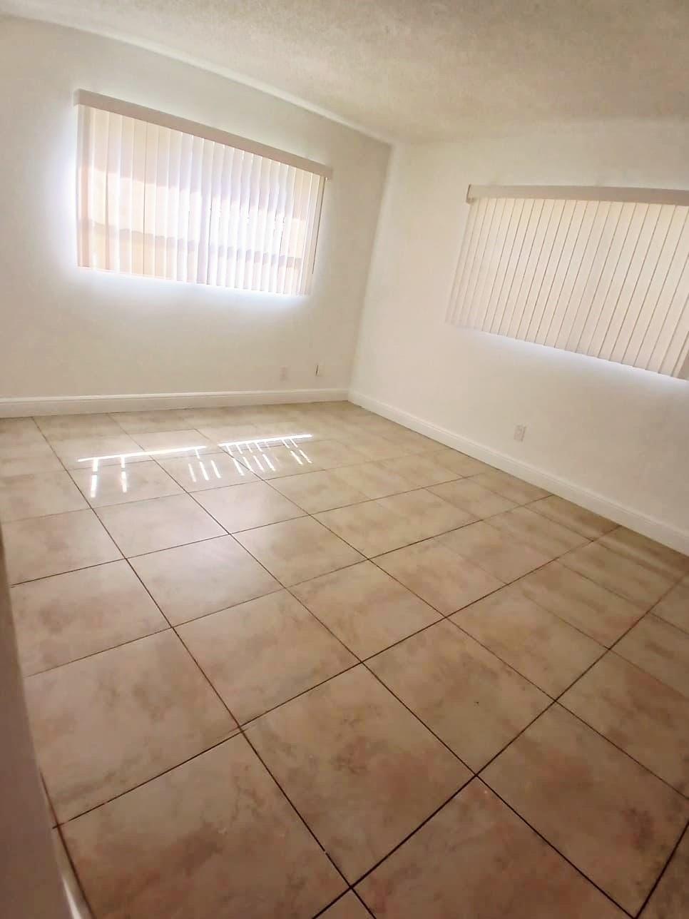 Silver Palms Condo - Residential Lease