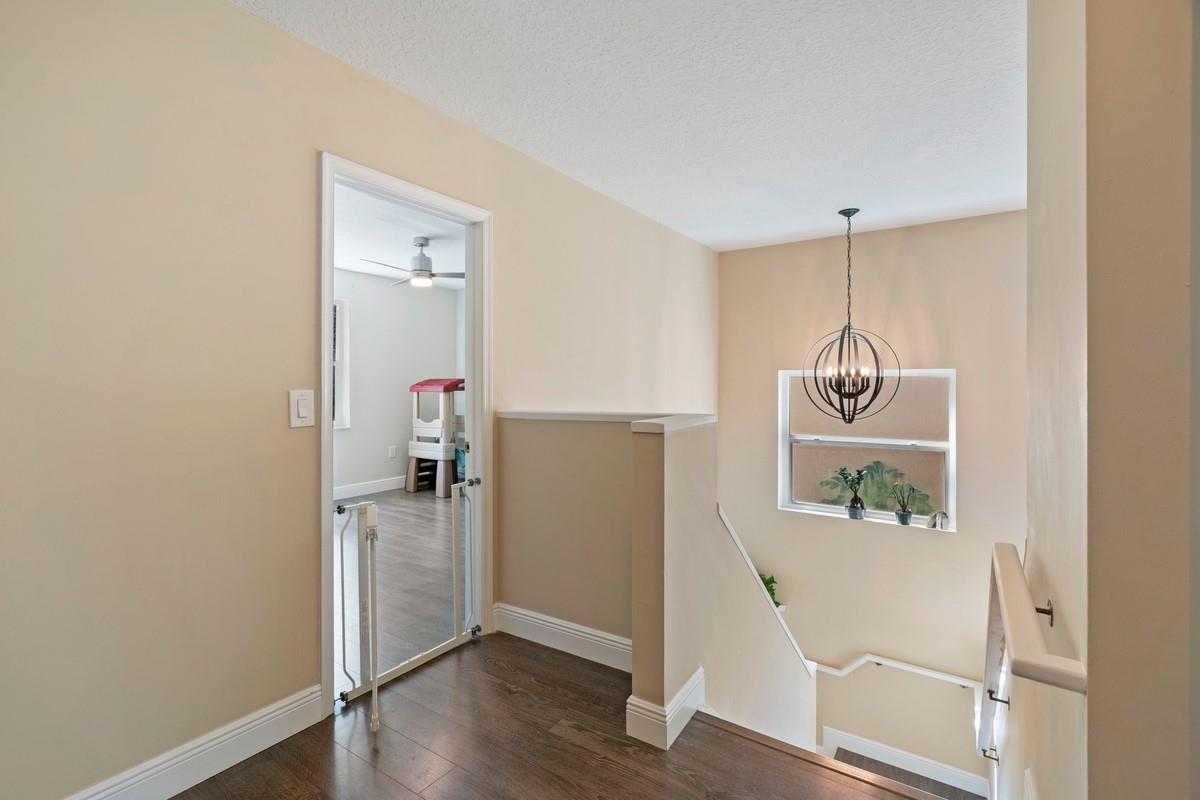MAPLEWOOD - Residential