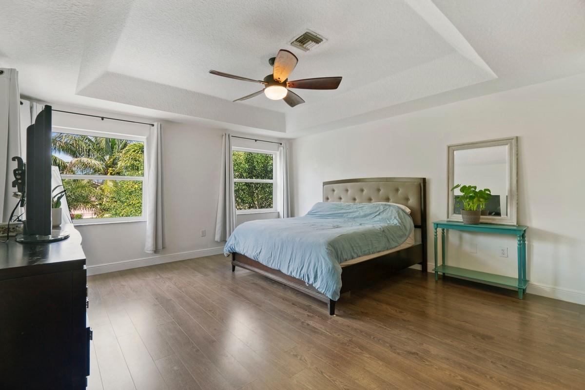 MAPLEWOOD - Residential