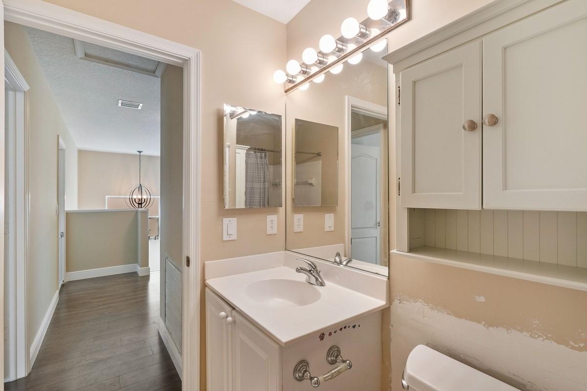 MAPLEWOOD - Residential