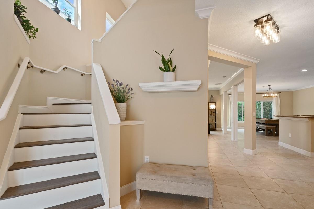 MAPLEWOOD - Residential