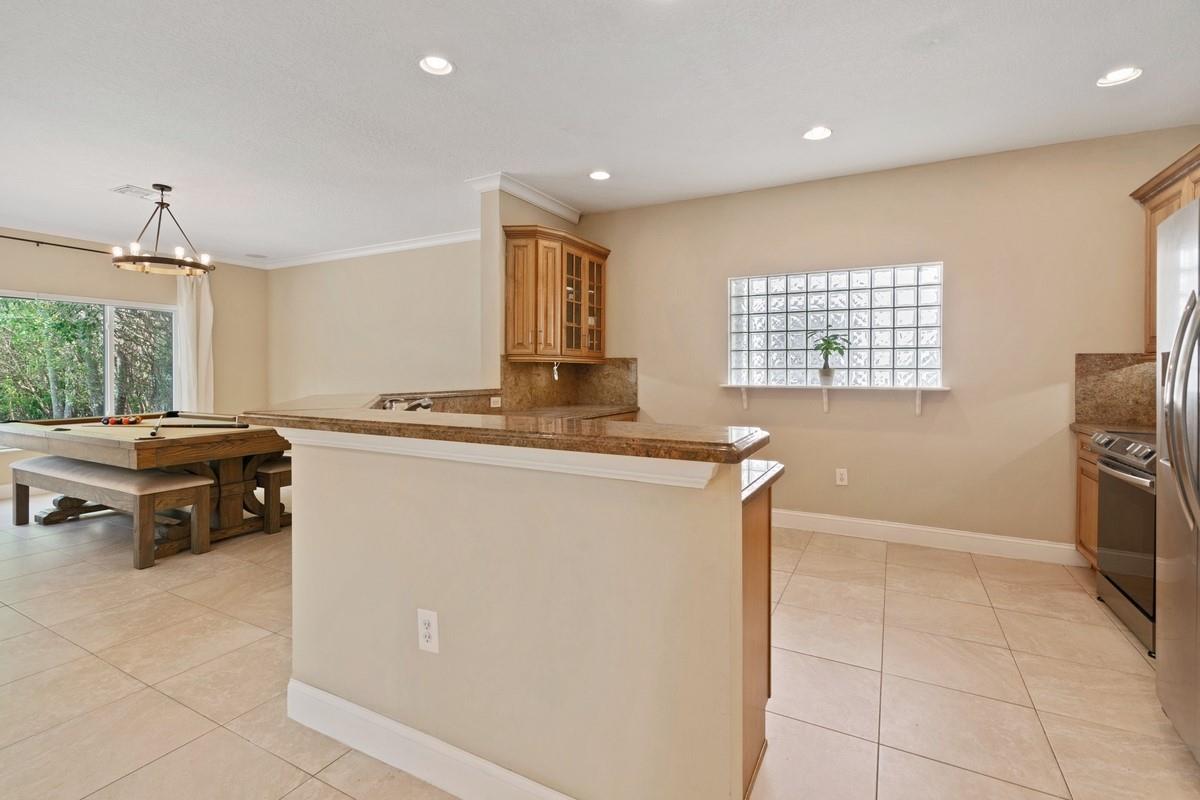 MAPLEWOOD - Residential